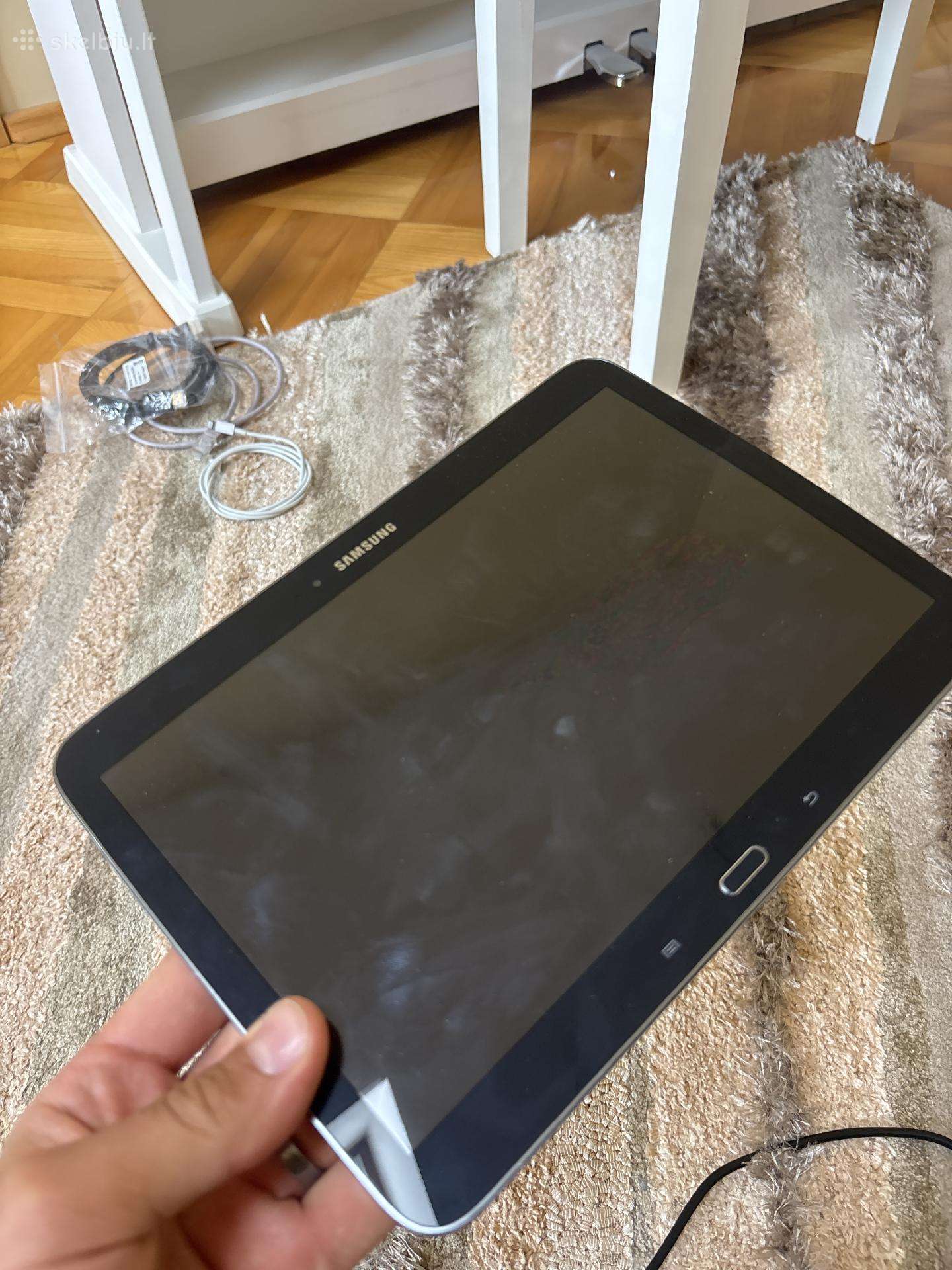 Samsung Galaxy tab GT-p5200