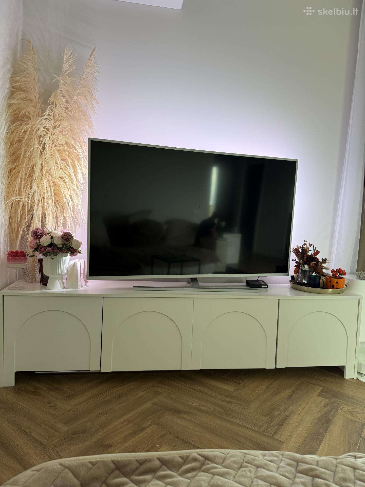 TV spintelė komoda