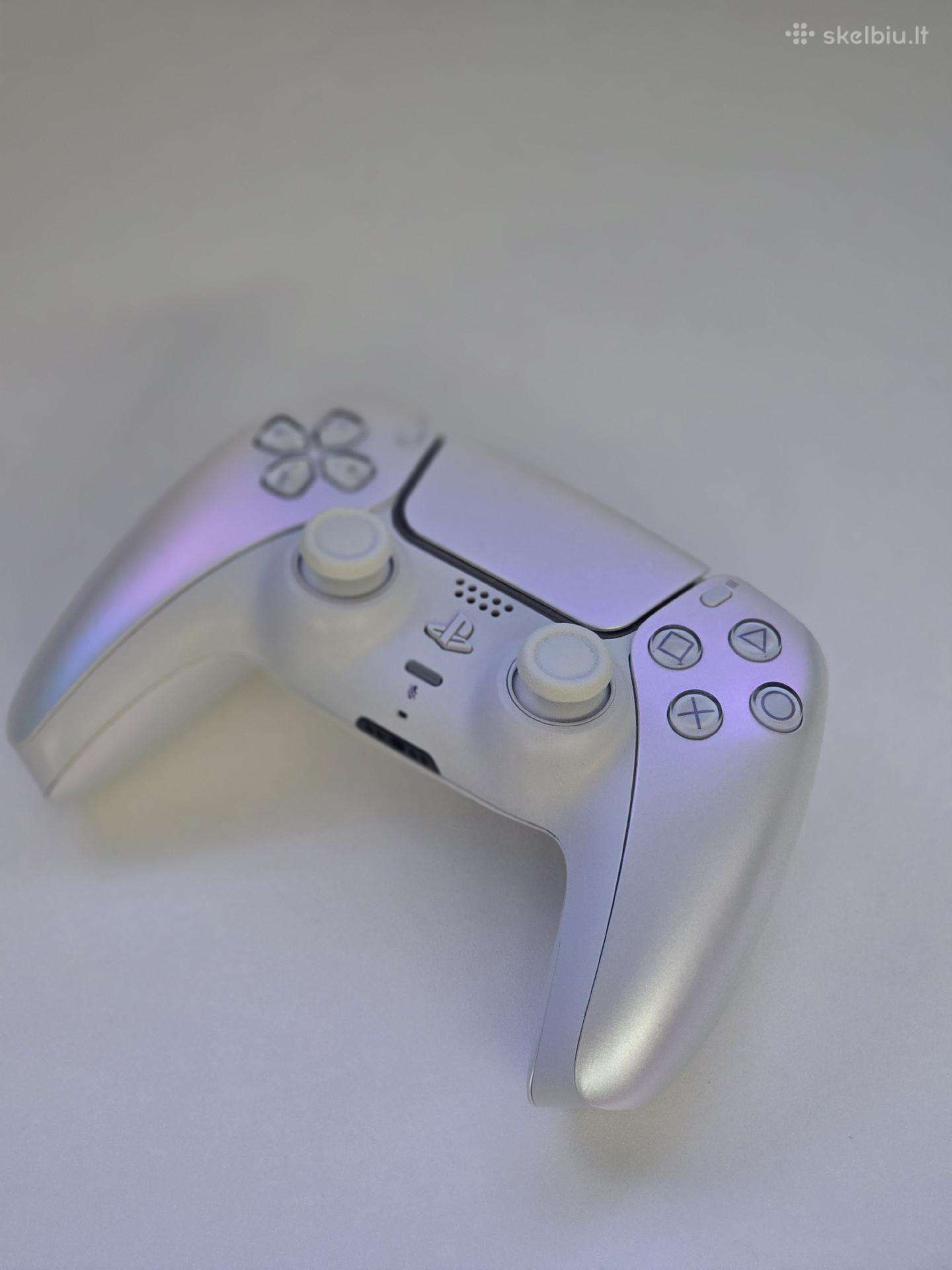Labai geros būklės Ps5 Dualsense baltas pultelis