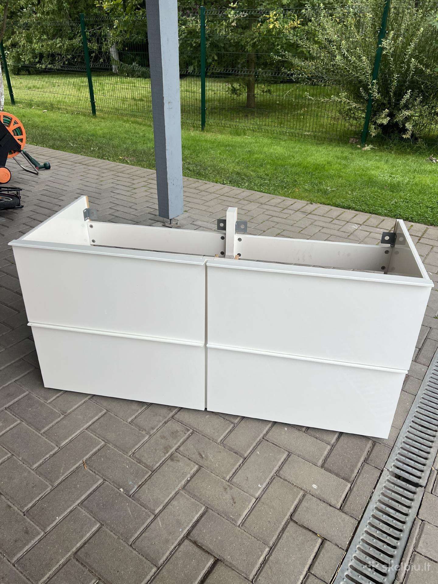 Vonios spintelė su 4 stalčiais. Ikea. Pakabinama.