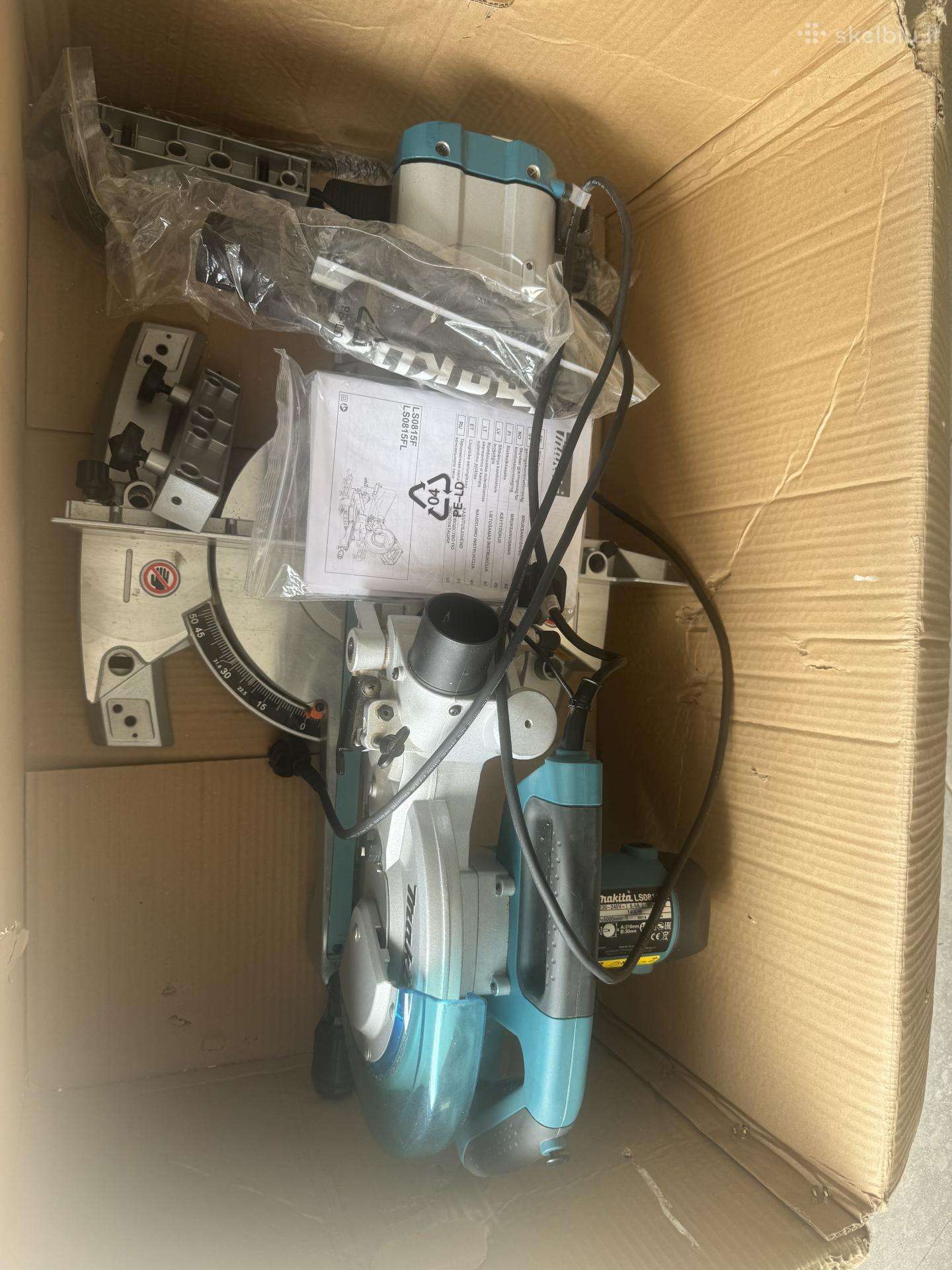 Makita Ls0815fl skersinio pjovimo staklės