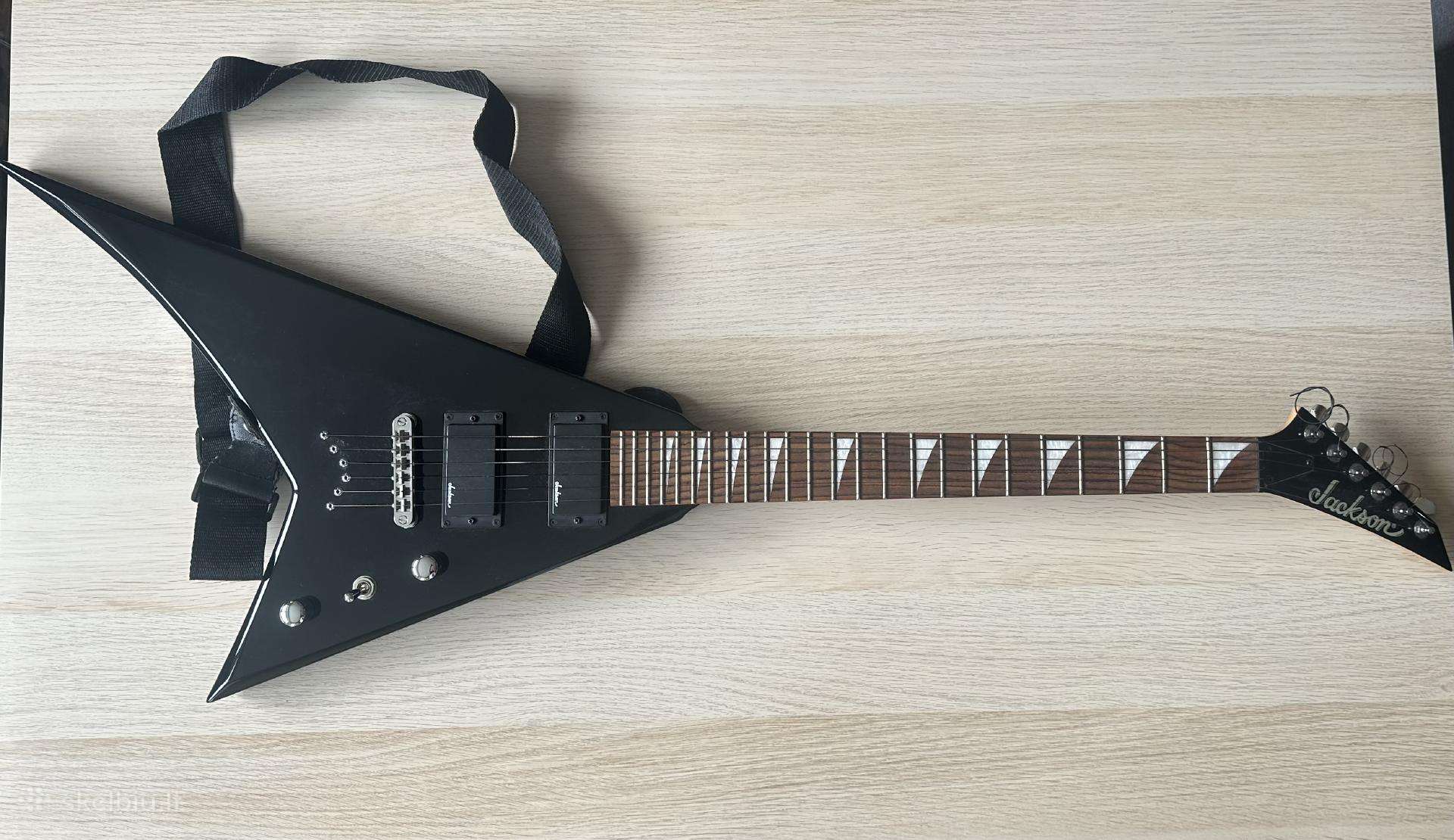 Jackson Flying V
