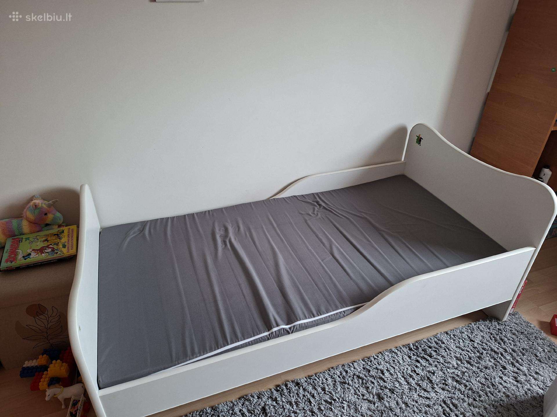 Ikea lova su čiužiniu