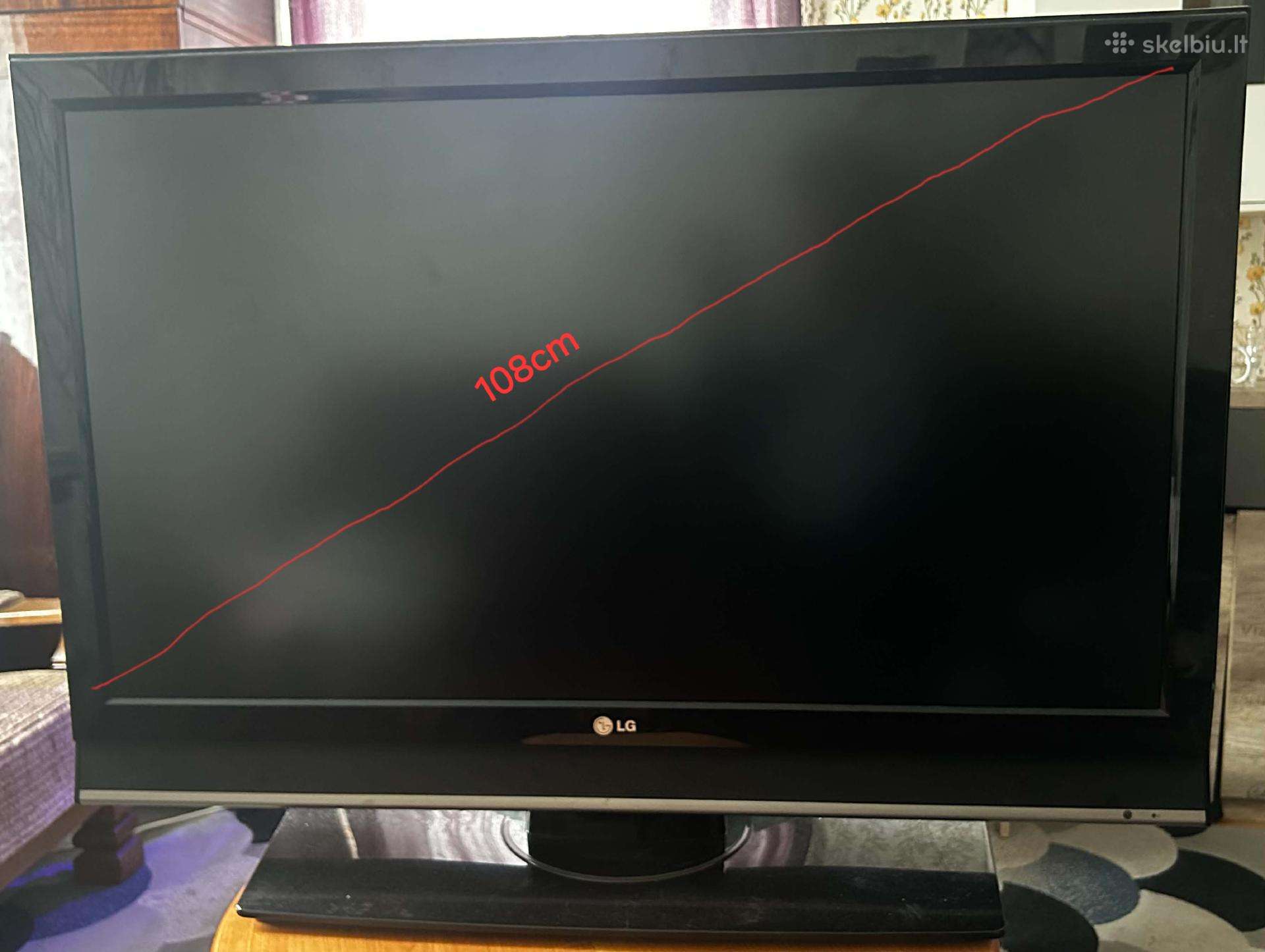 LG 42" (107 cm) televizorius – 20 €