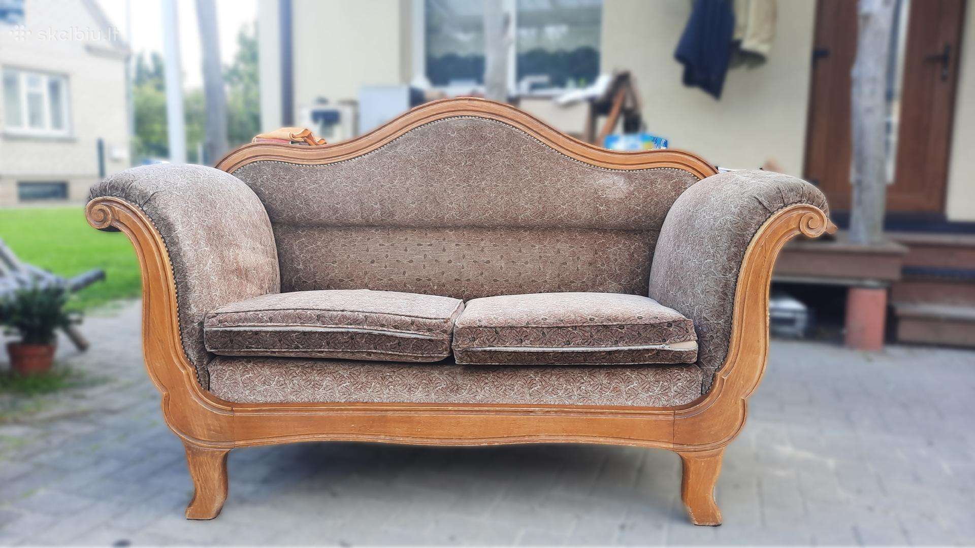 Antikvarinė sofa