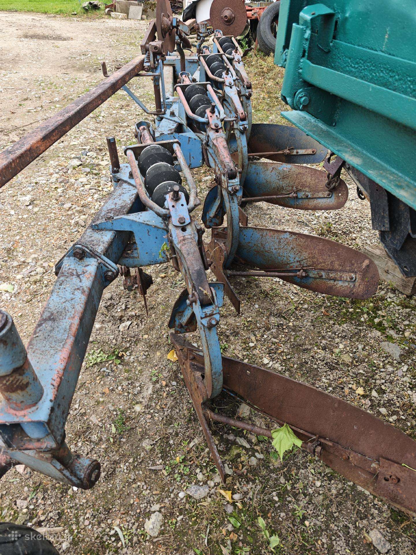 Kverneland, ploughs