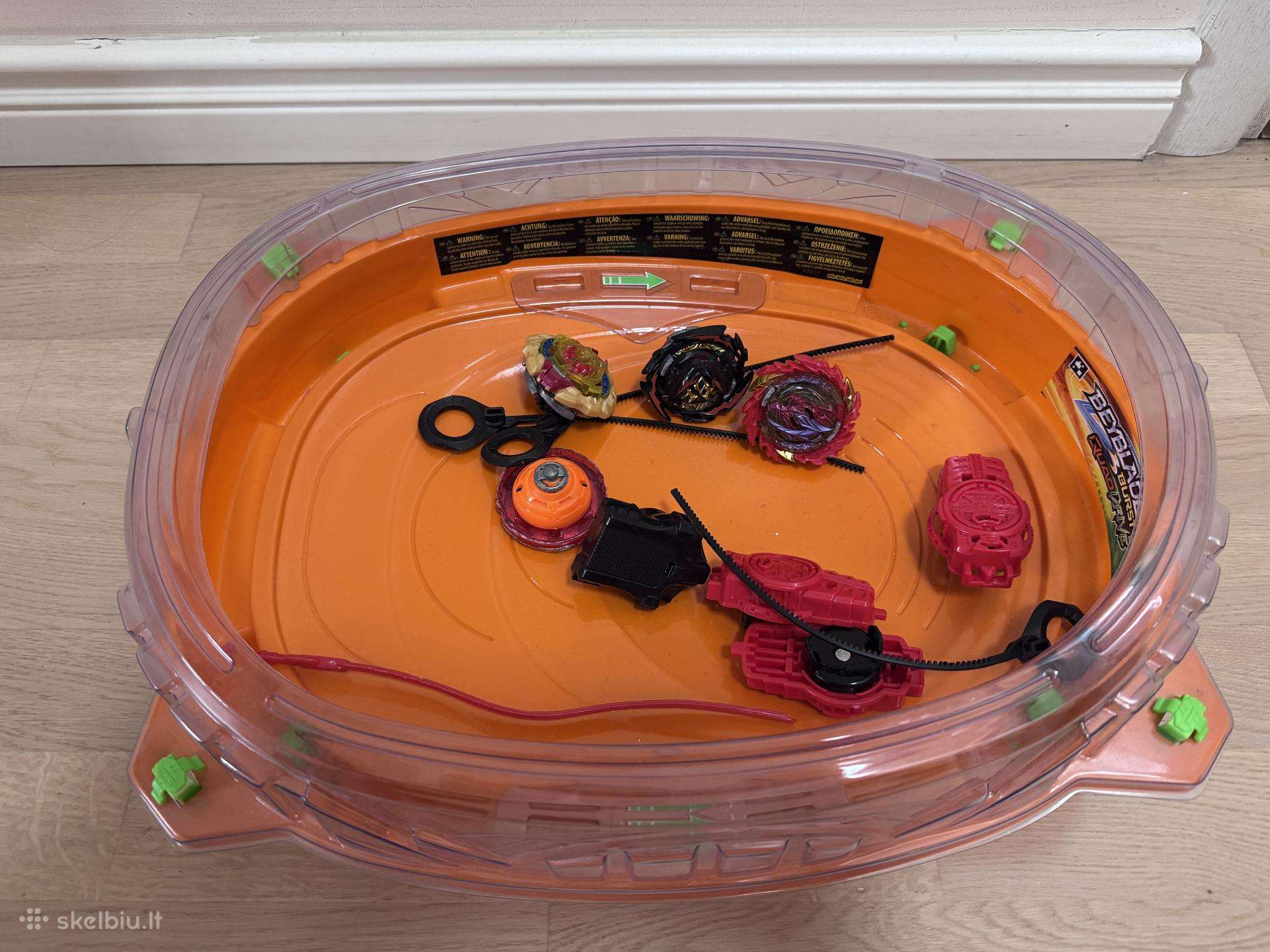 Beyblade burst arena