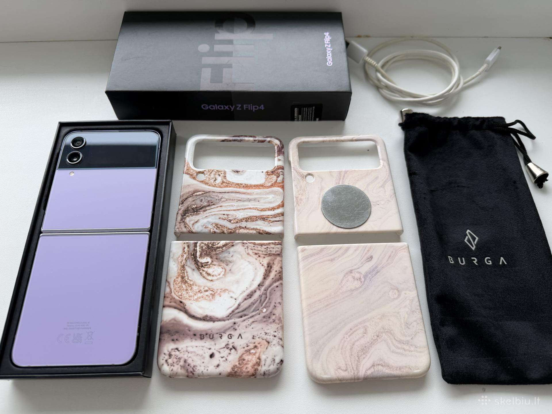 Samsung galaxy Z flip4