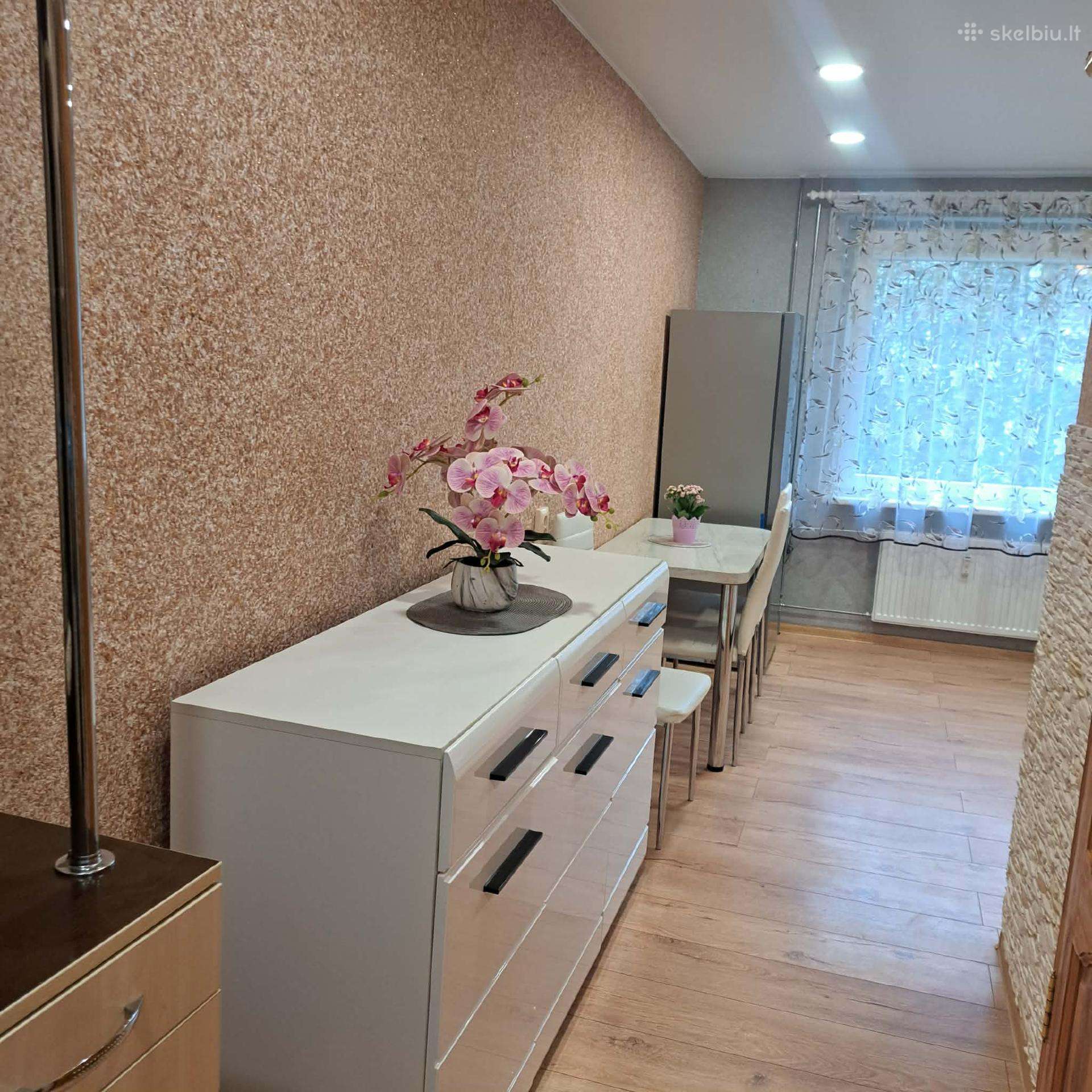 Butas antrame aukšte su balkonu,renovacija