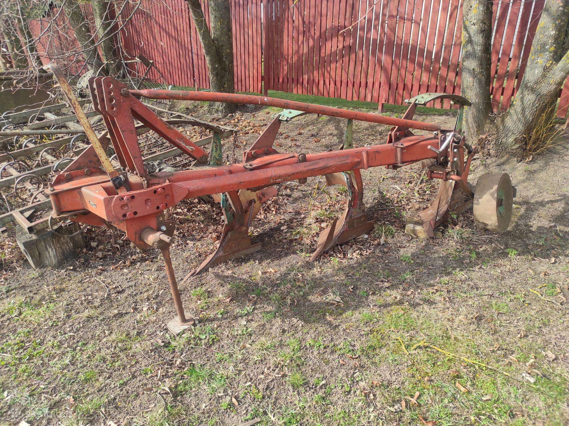 Kverneland, ploughs