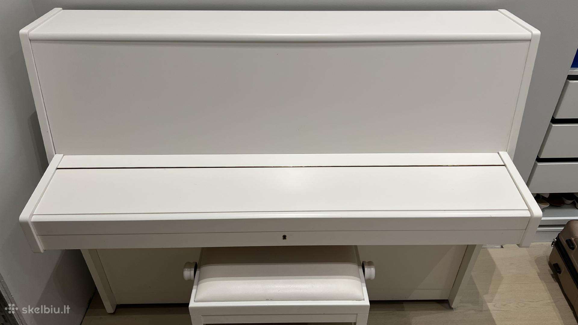 Pianinas Wilh. Steinmann, baltas blizgus