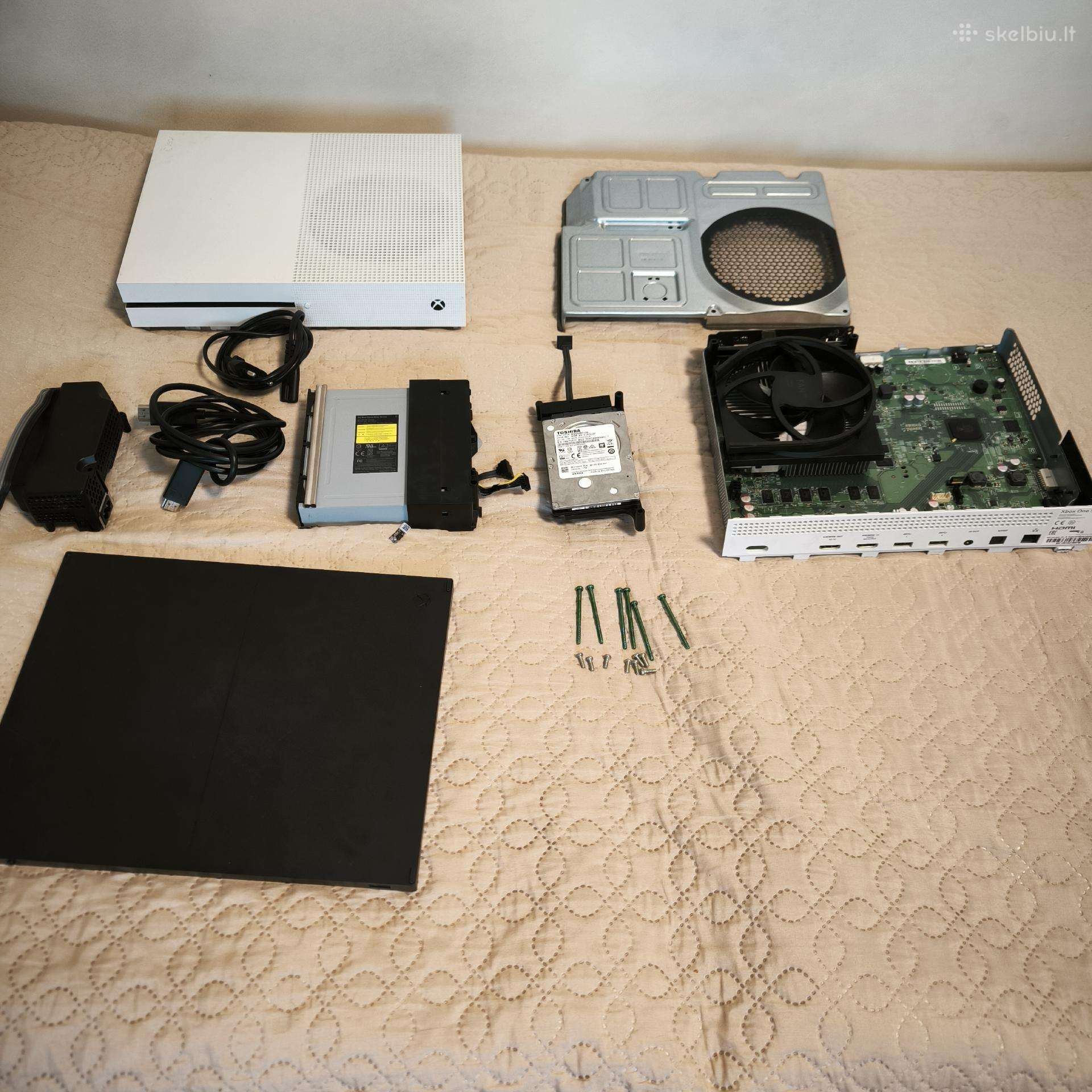 Xbox One S dalimis / donorui (512gb SSD)
