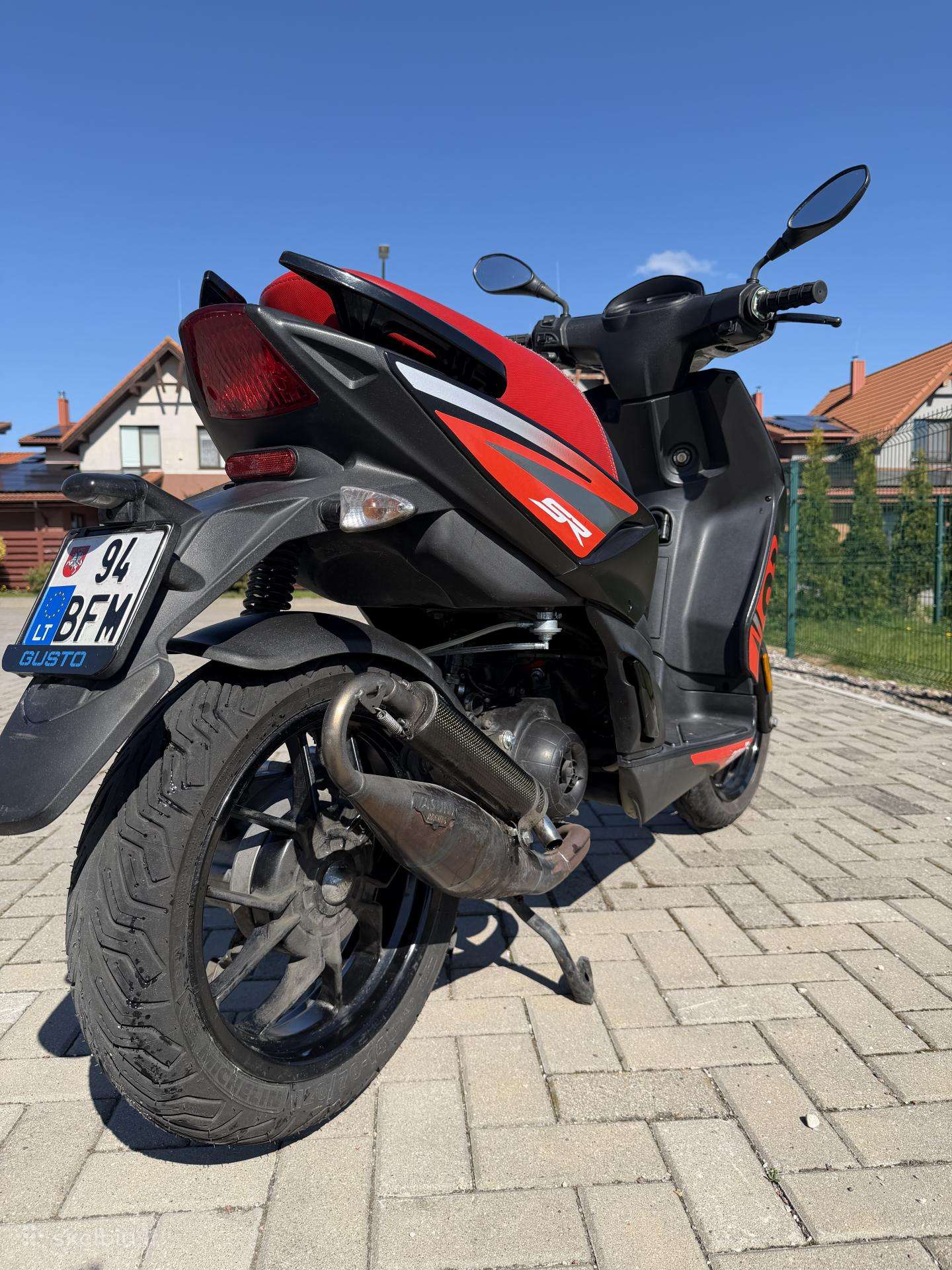 Aprilia SR 49cc, scooters / mopeds