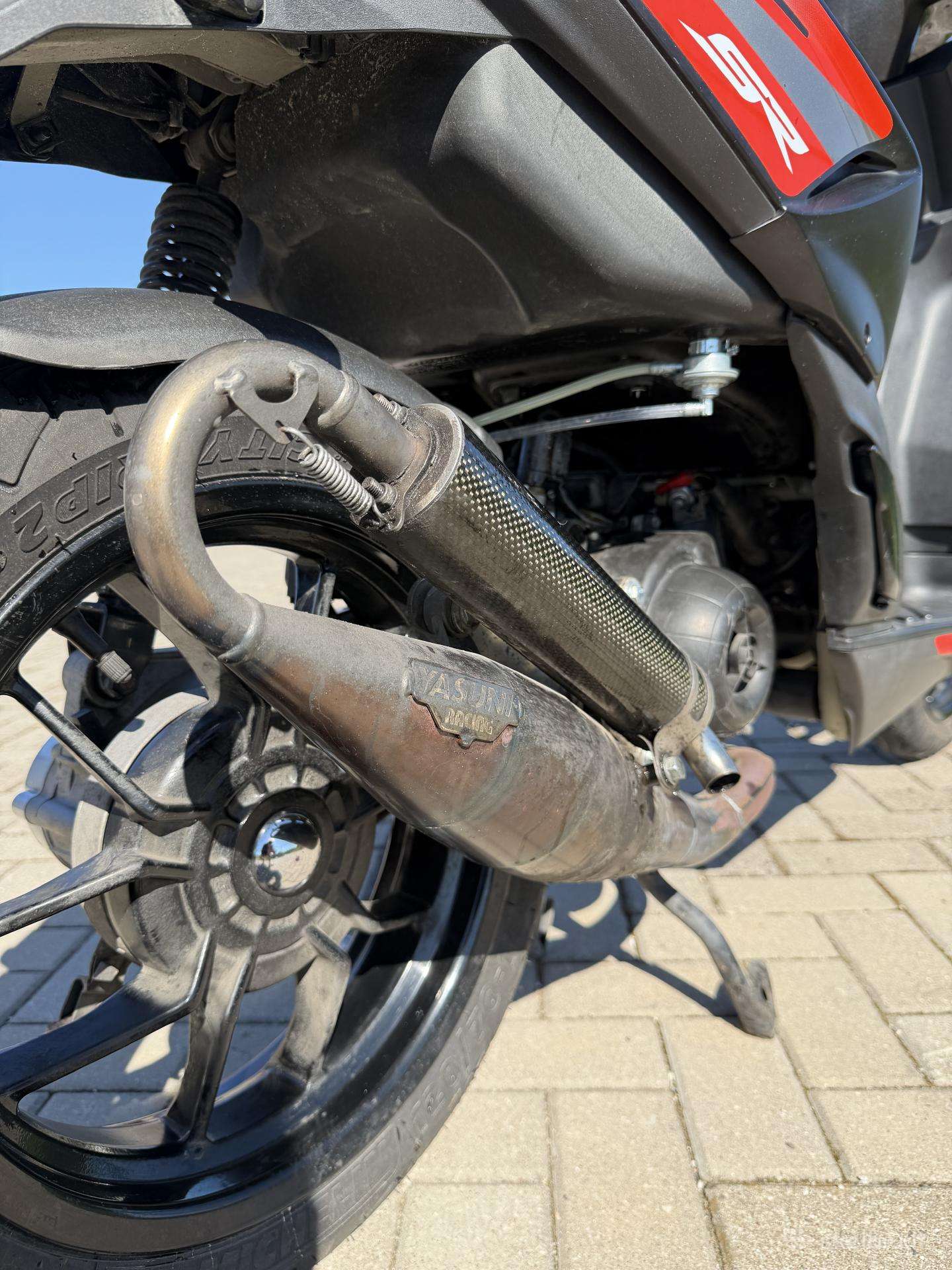 Aprilia SR 49cc, scooters / mopeds