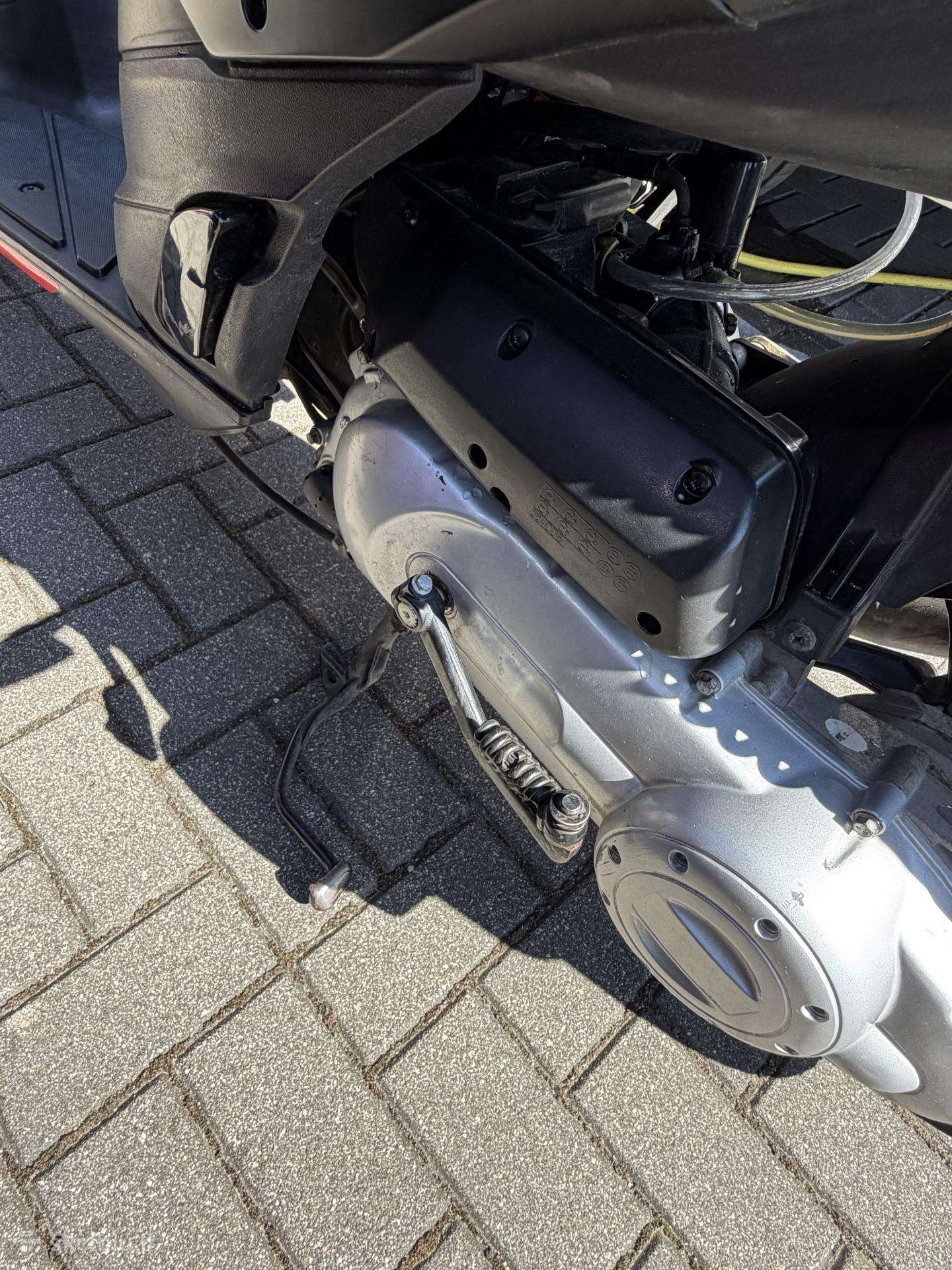 Aprilia SR 49cc, scooters / mopeds