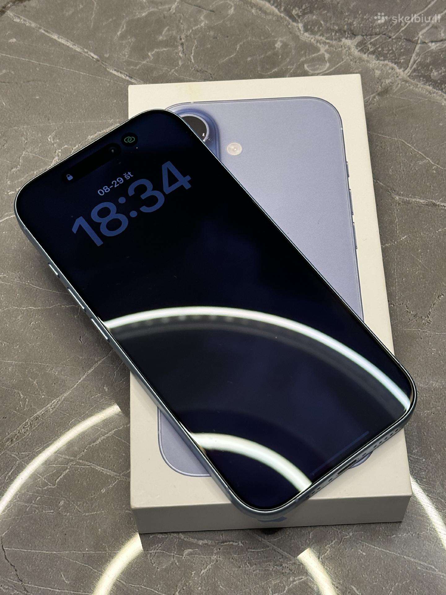 iPhone 17