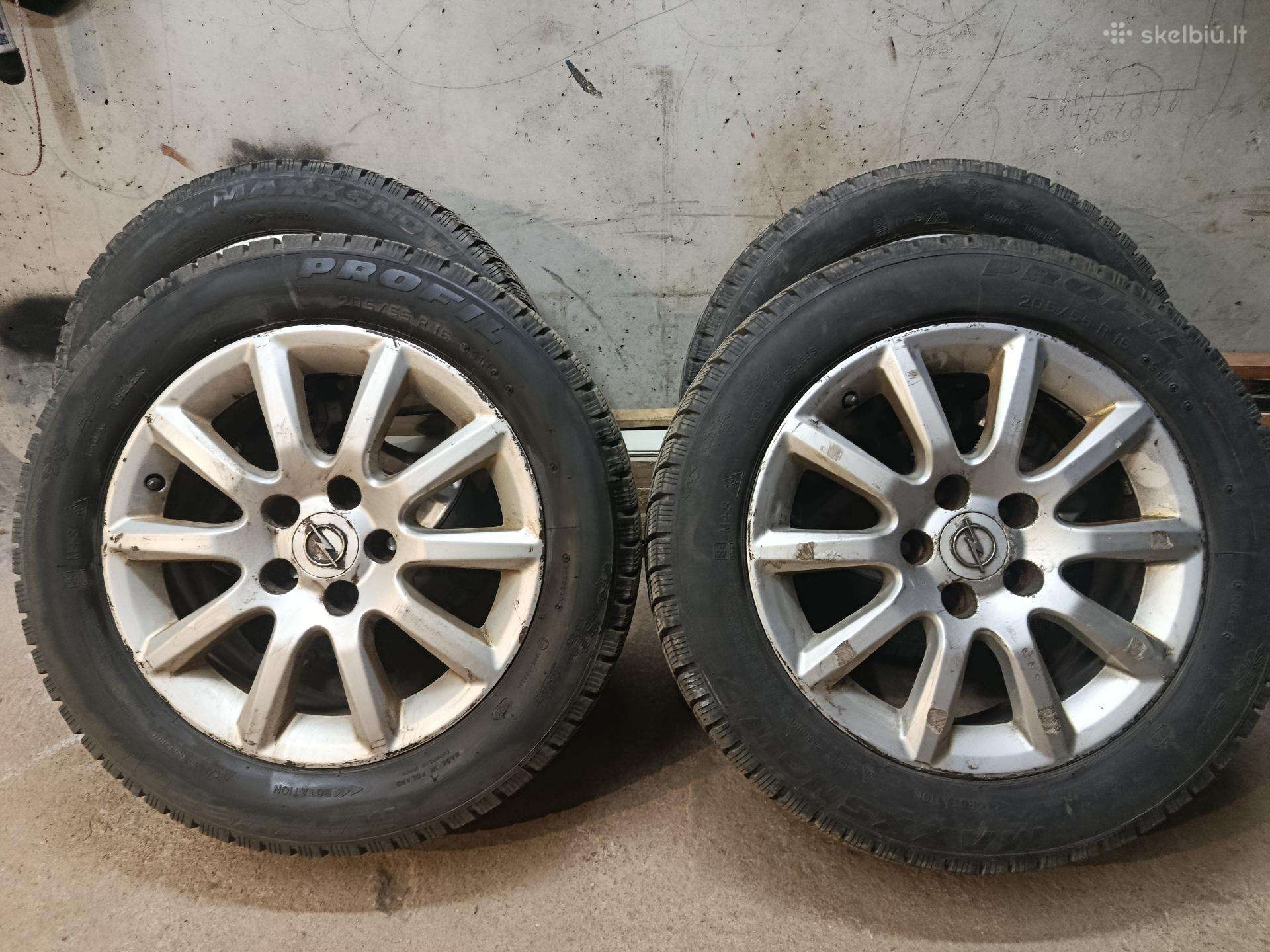 Žiemines padangos 205/55 R16 su ratlankais
