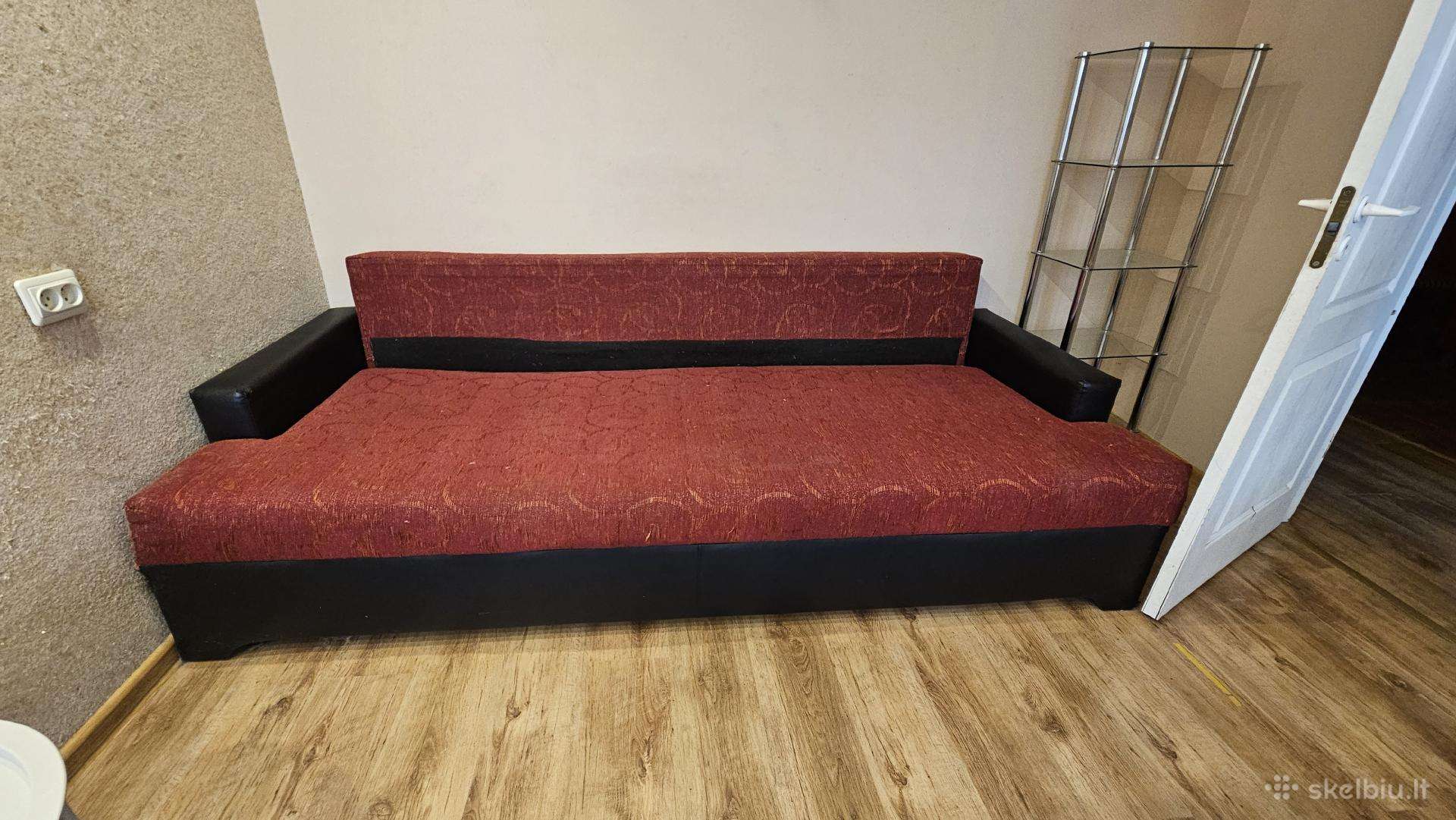 Dovanojama sofa-lova
