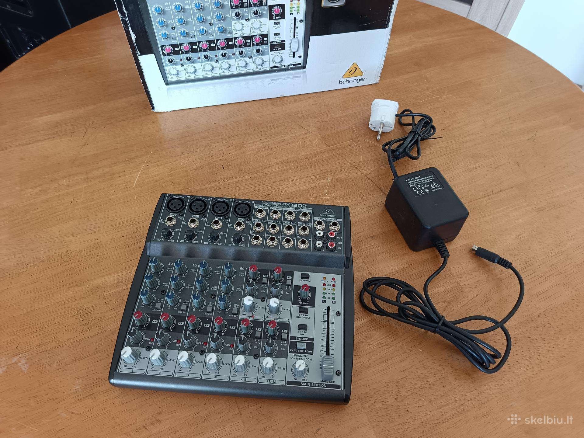 Mikserinis pultas Behringer xenyx 1202