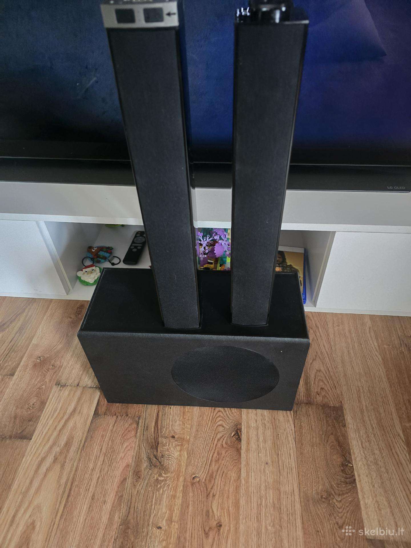Soundbaras su subwooferiu