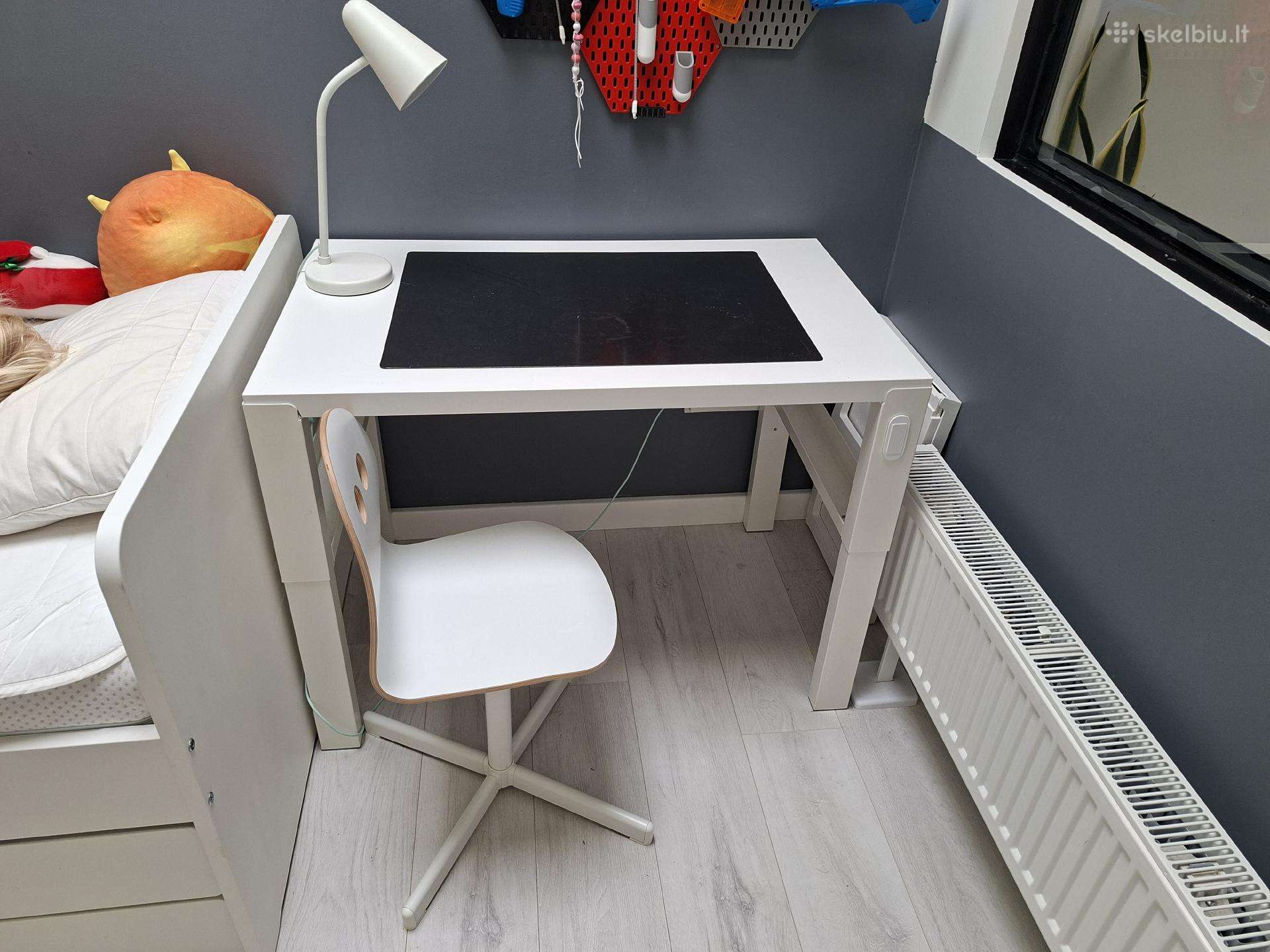 Ikea komplektas stalas, kede, lempa