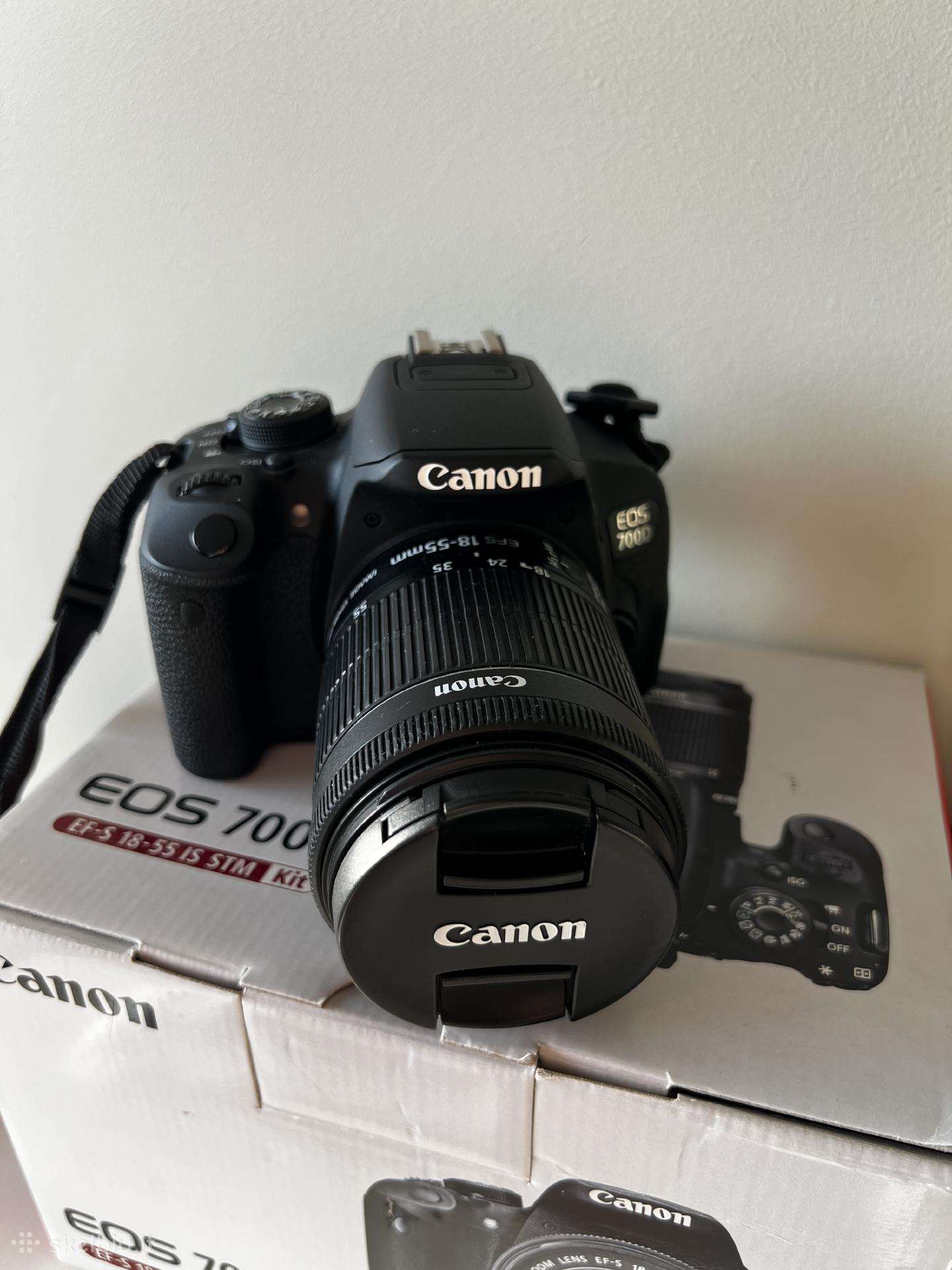 Canon EOS 700d