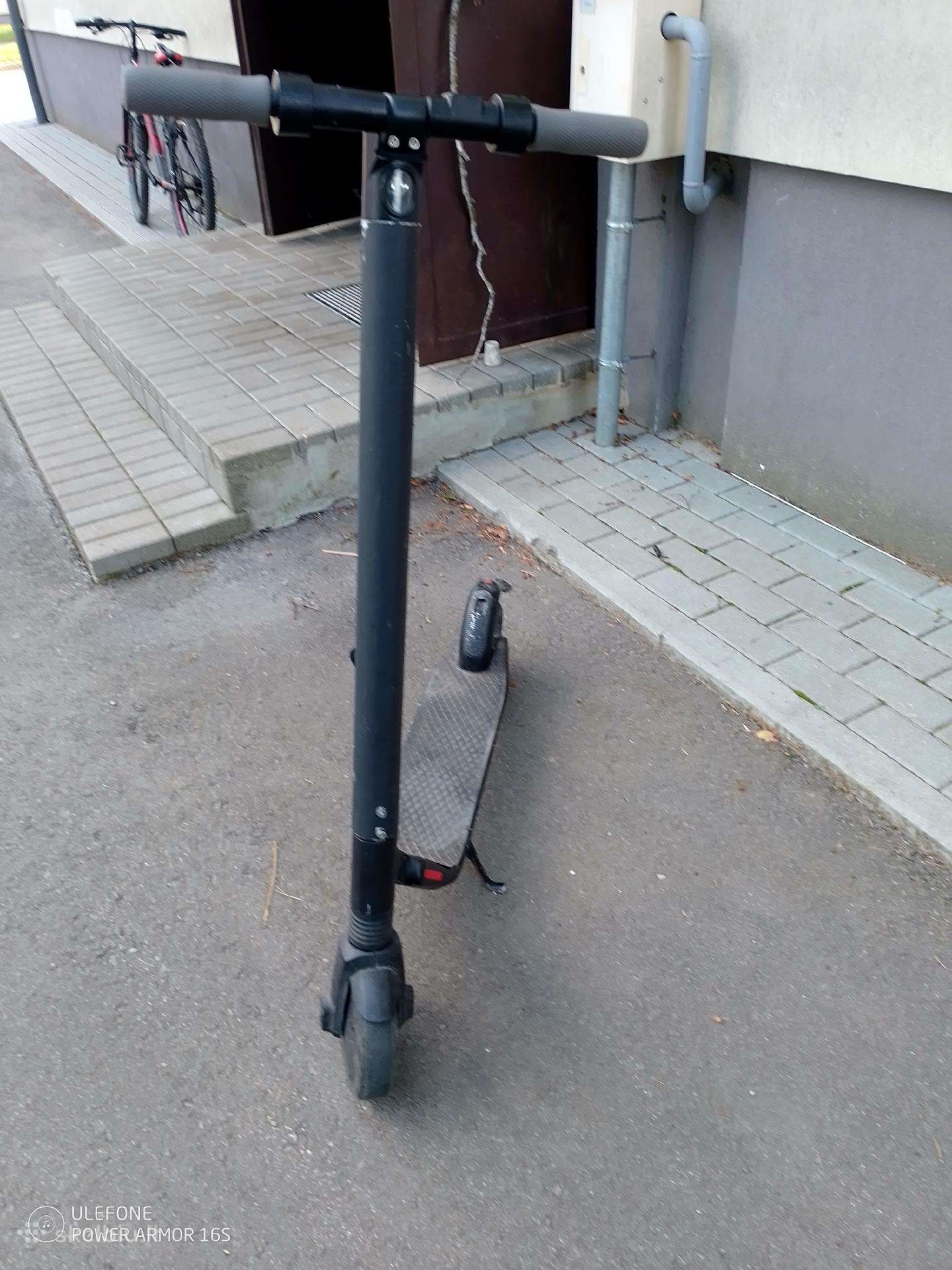 Nineboot elektrinis paspirtukas