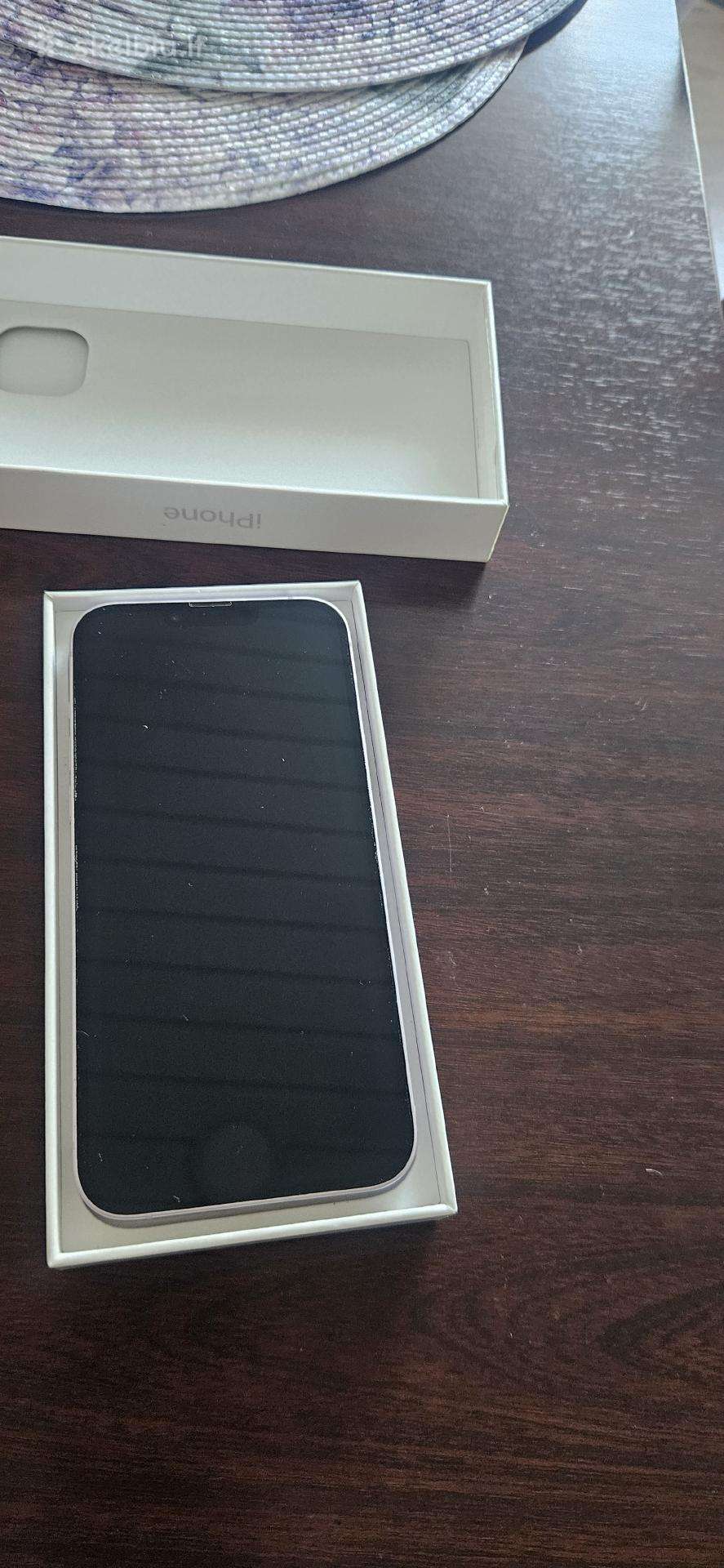 iPhone 14 Plus