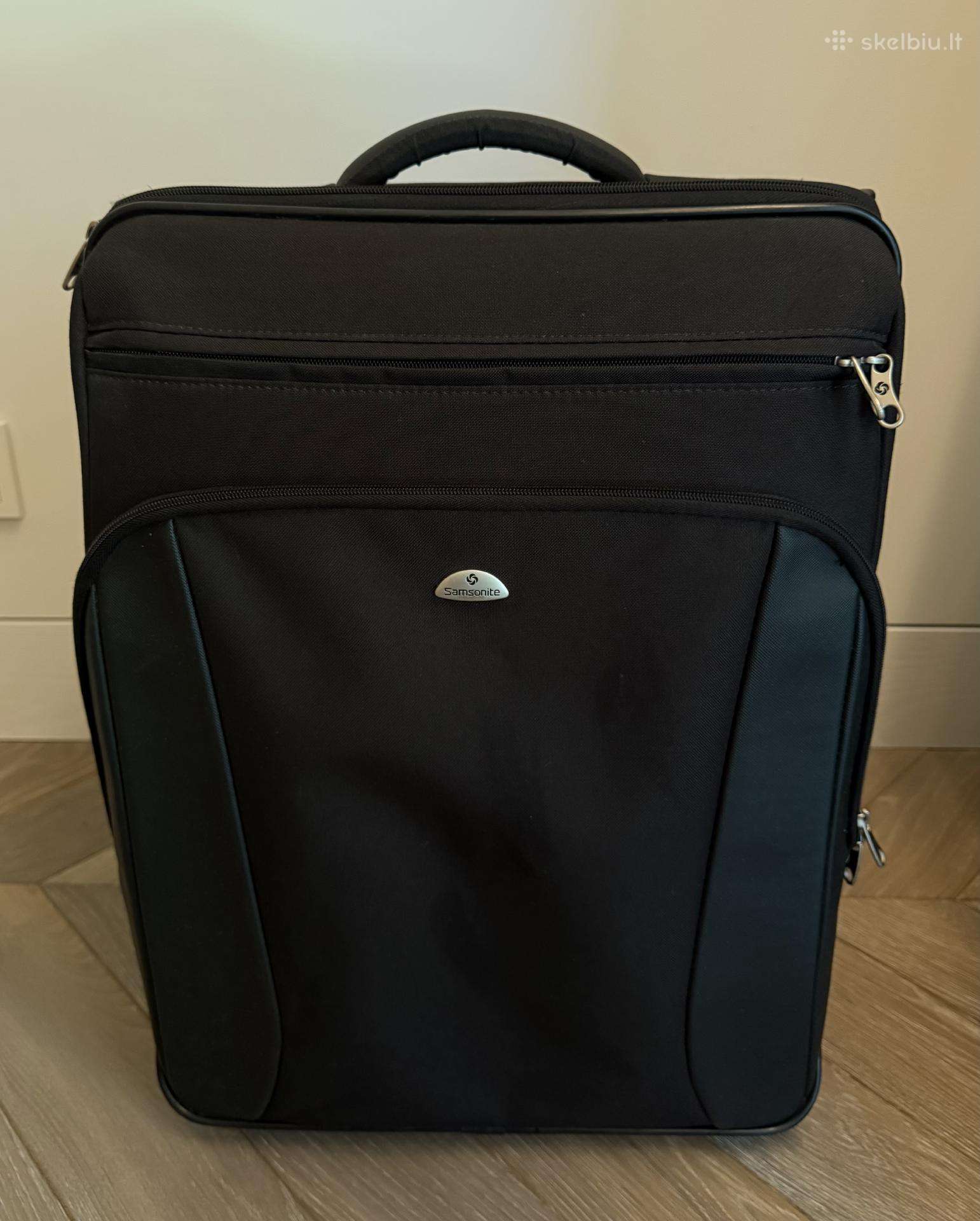 Samsonite rankinio bagažo lagaminas.