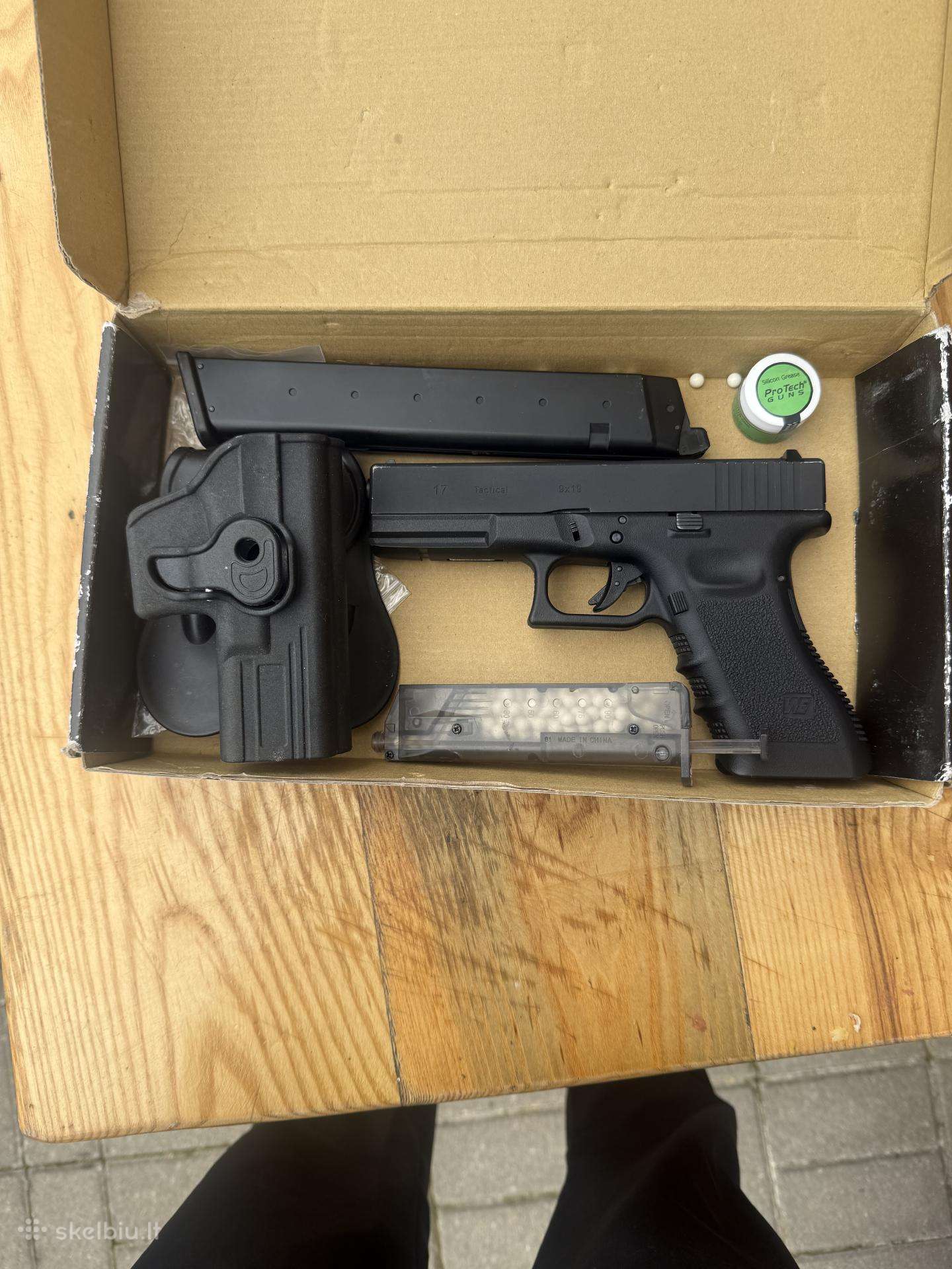 We Glock 17 airsoft , ilga apkaba