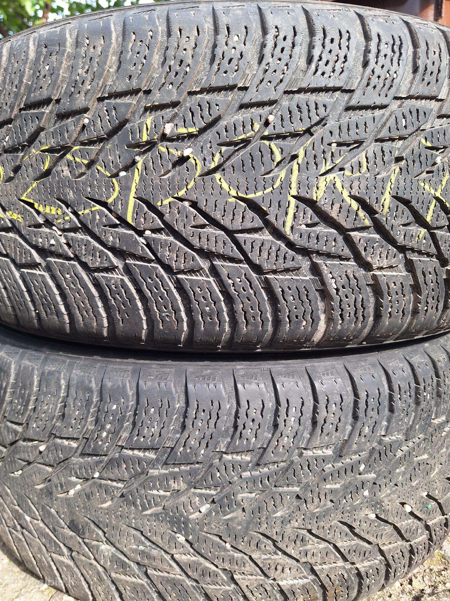Nokian, всесезонные 225/50 R17