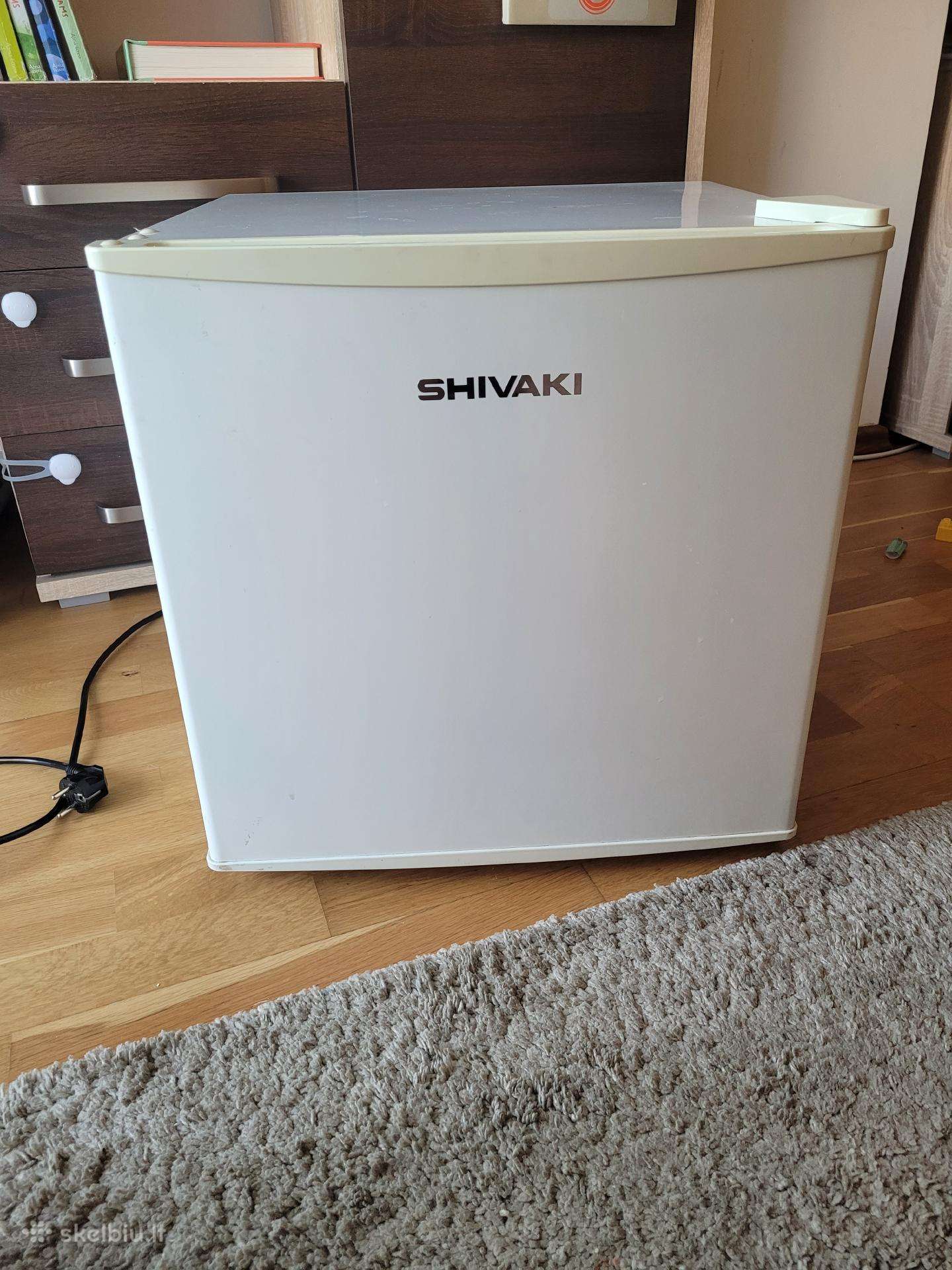 Mažas šaldytuvas shivaki