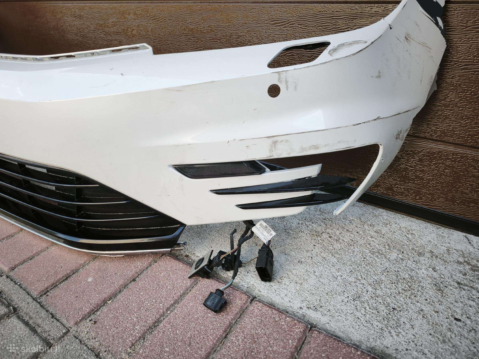 Volkswagen Passat bumpers