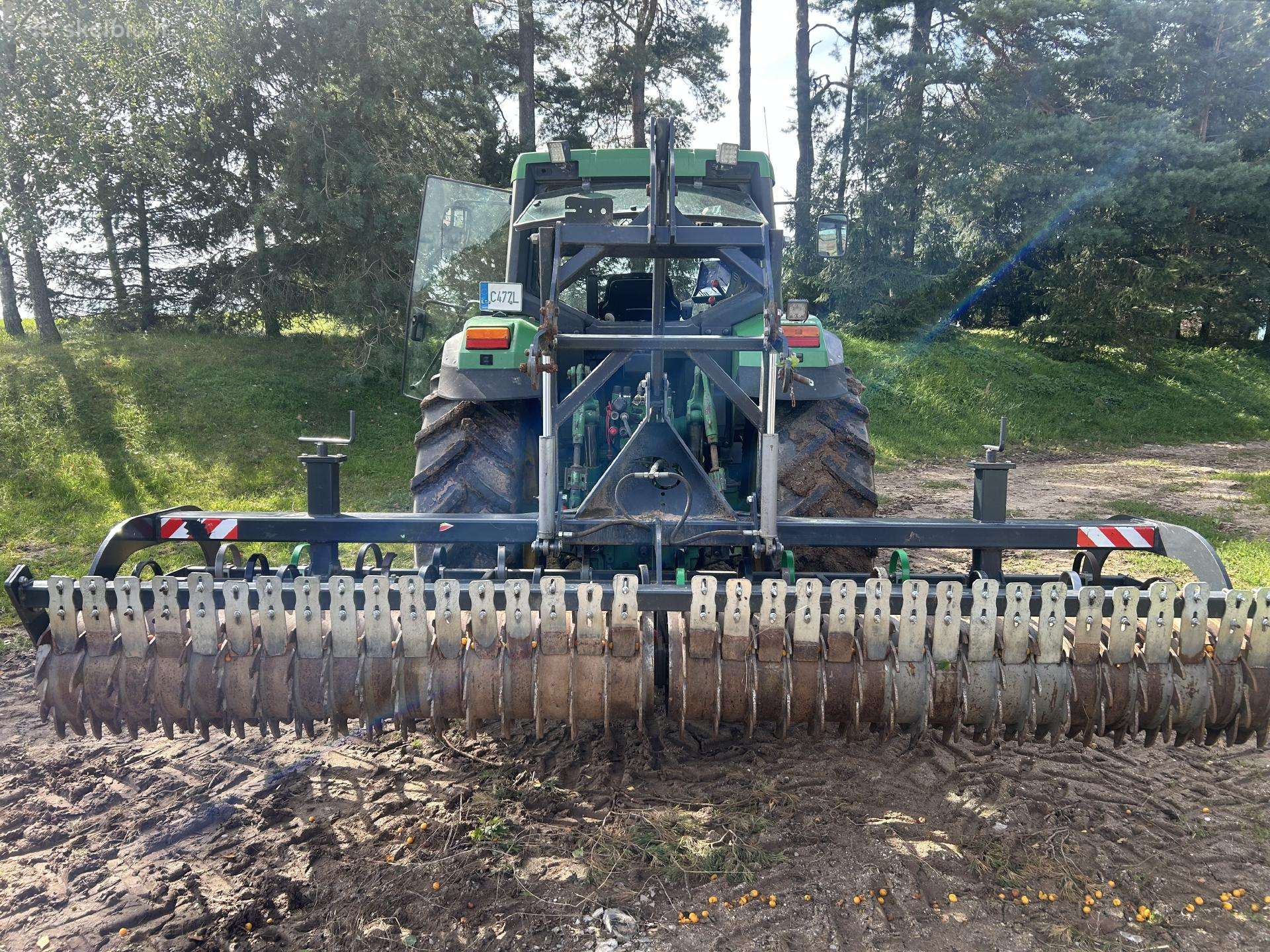 Kompakteris Agrotom 4metru.