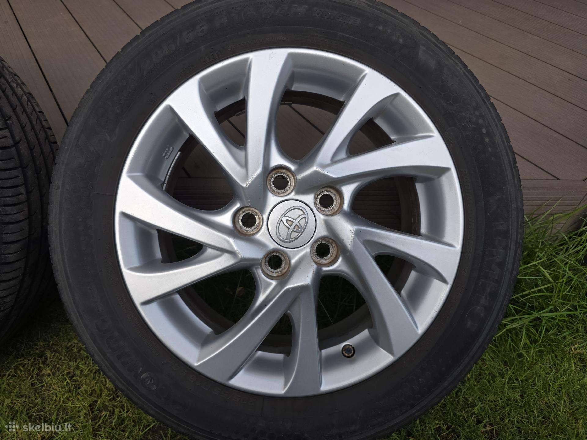 Toyota Auris ratlankiai