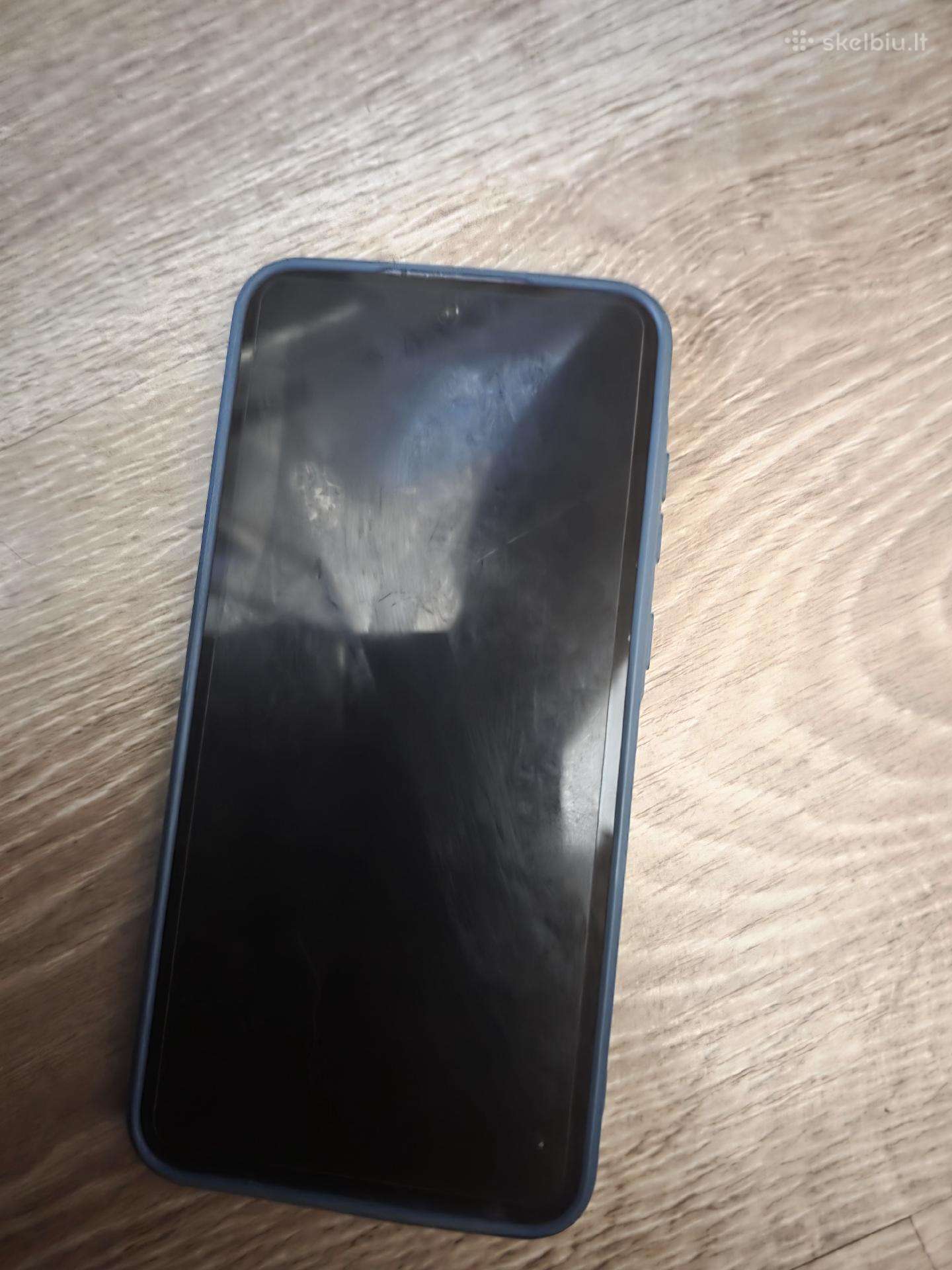 Idealus Samsung A 55, visą naudojimą tik dėkle.