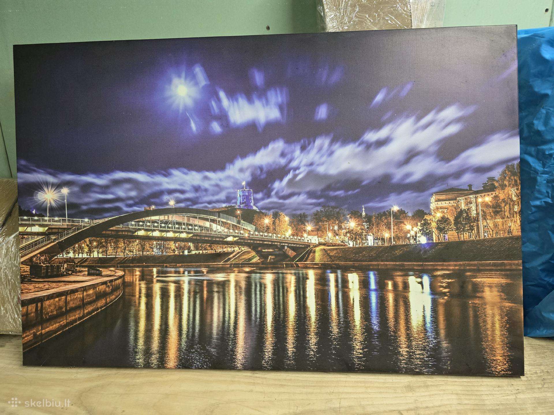Fotodrobė „Naktinis Vilnius"