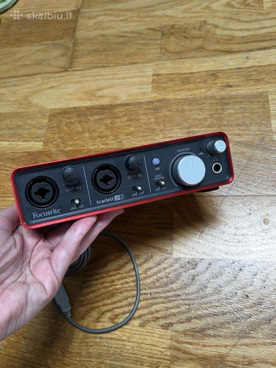 Focusrite Scarlett 2i2 (1 karta) Usb garso plokste
