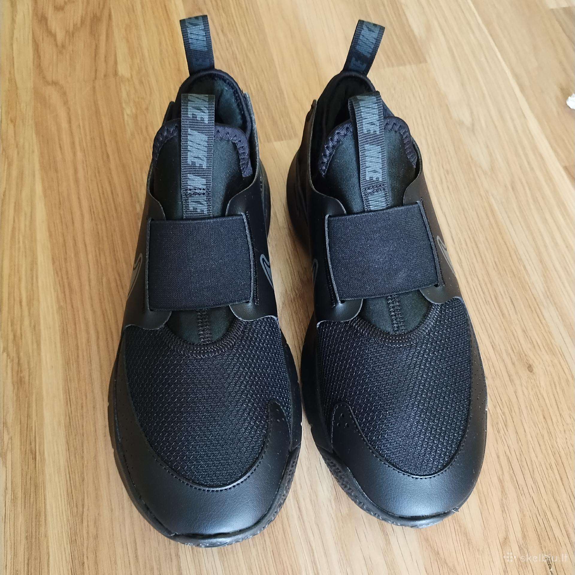 Parduodu d.38.5 Nike bėgimo batelius Flex Runner 3
