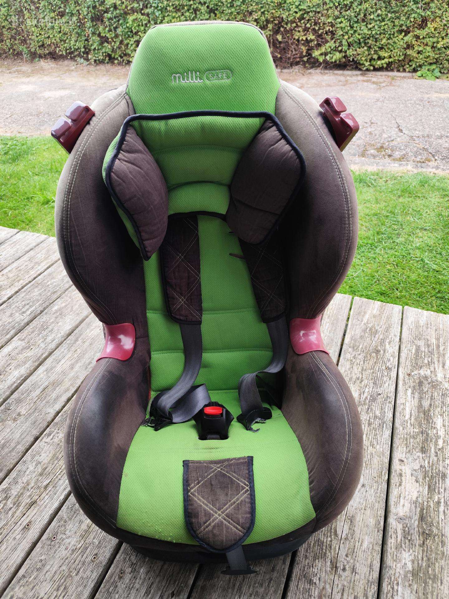 Automobilinė kėdutė