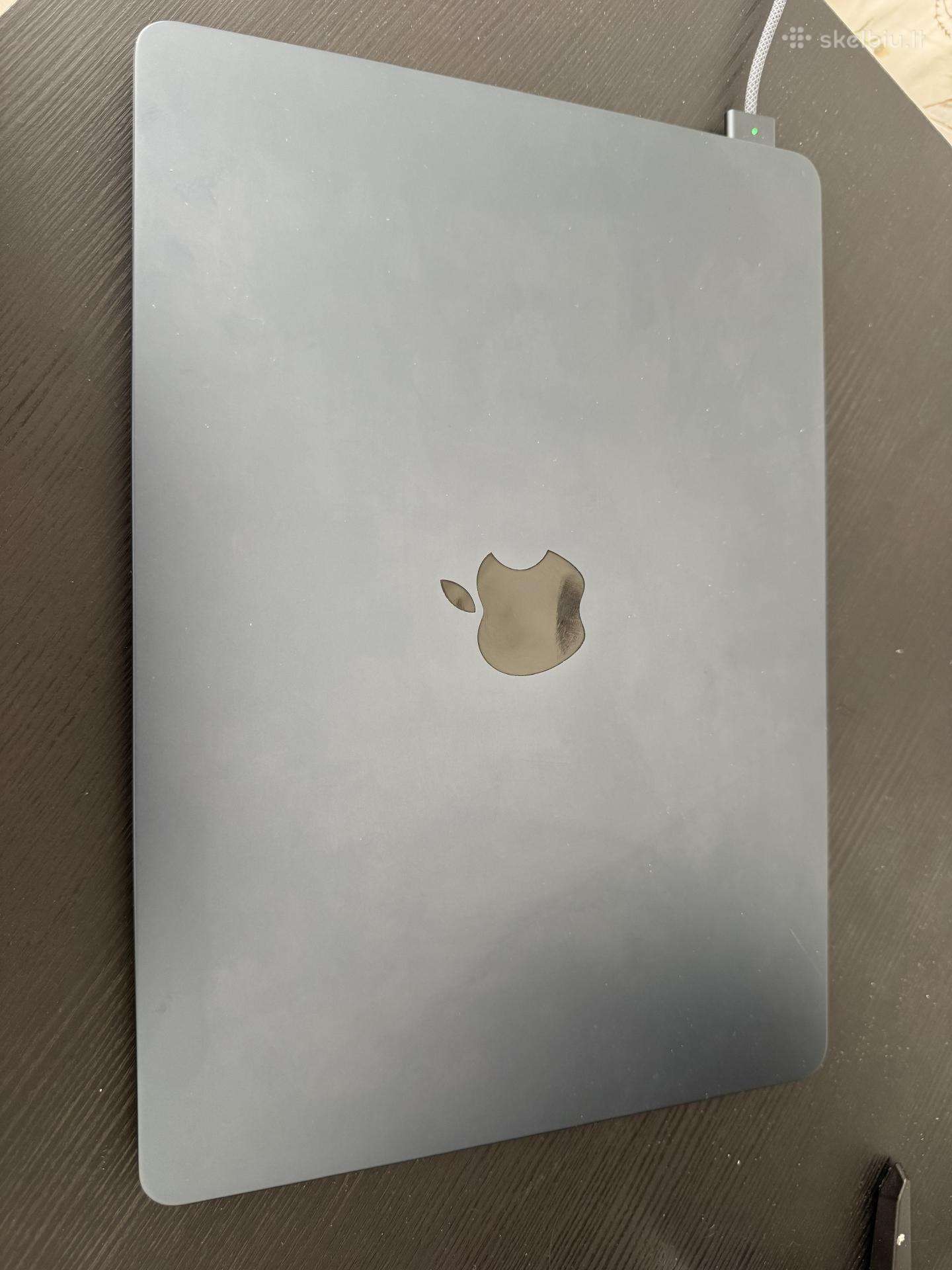 MacBook M3