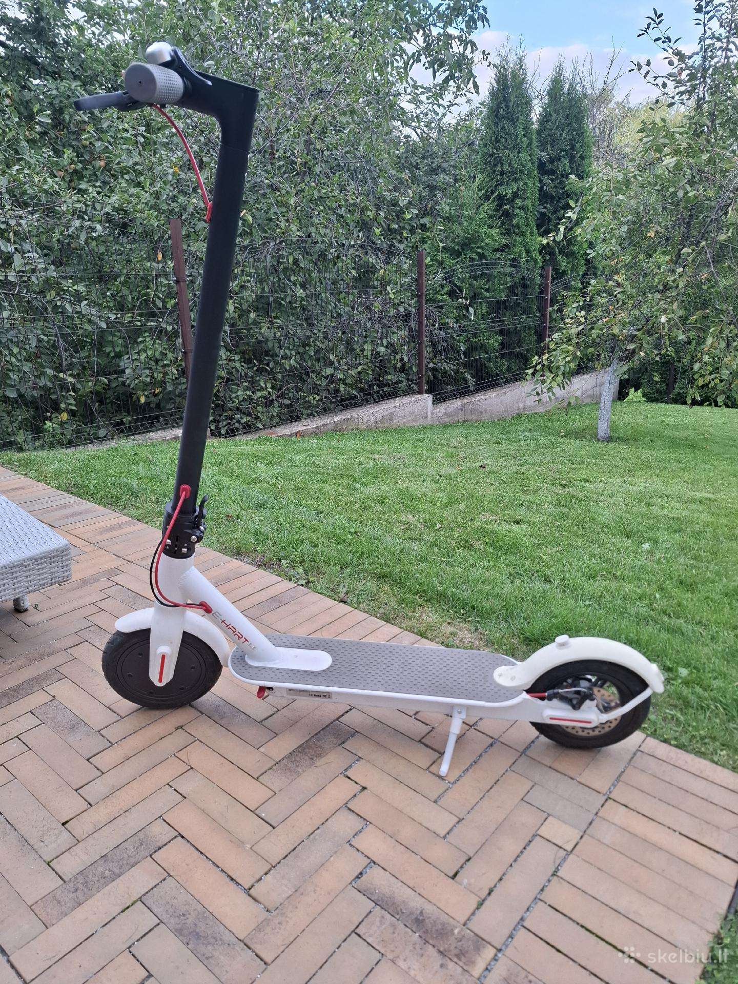 Elektrinis paspirtukas E-hard 365