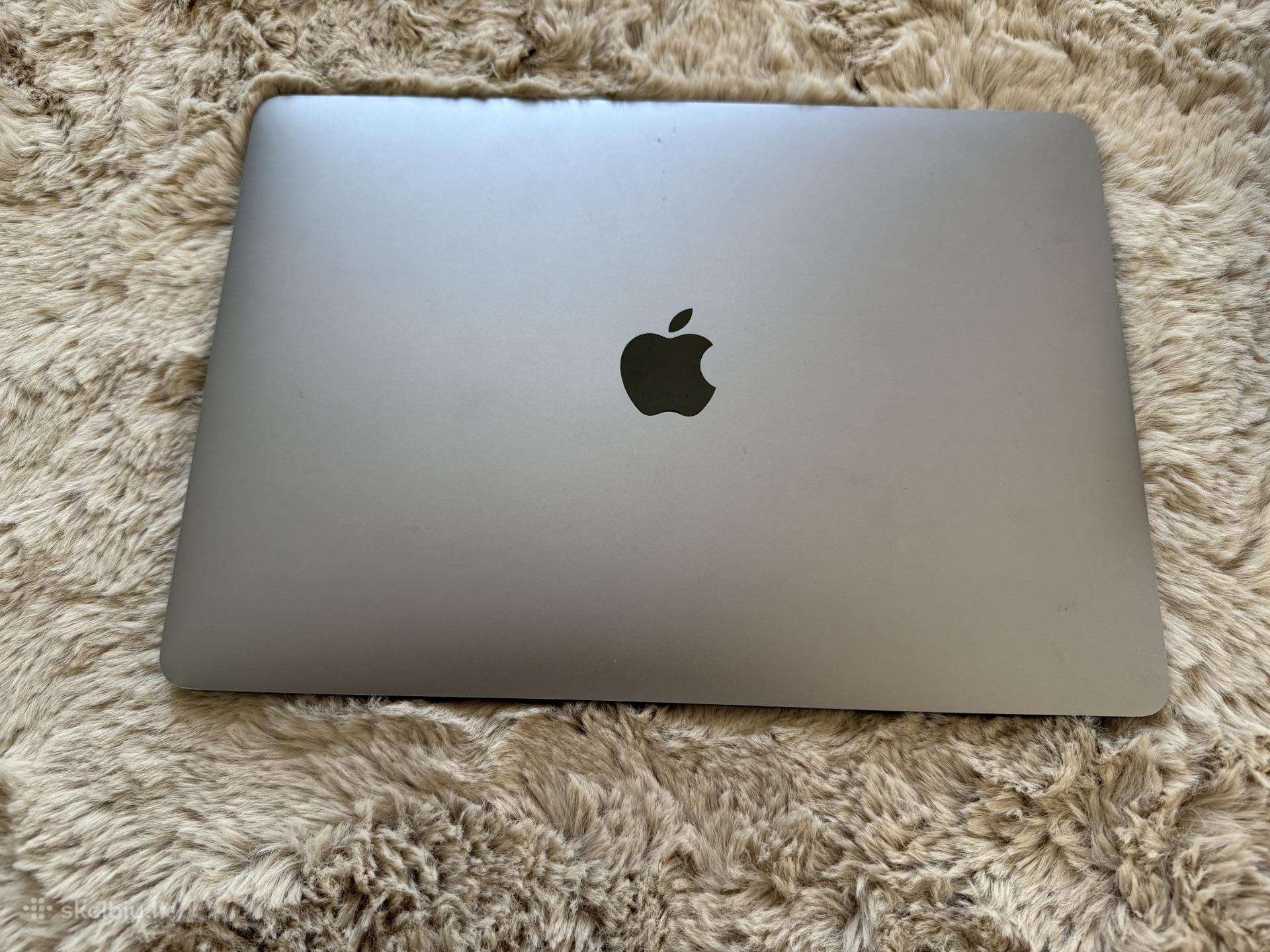 MacBook pro 13, 2018 touchbar