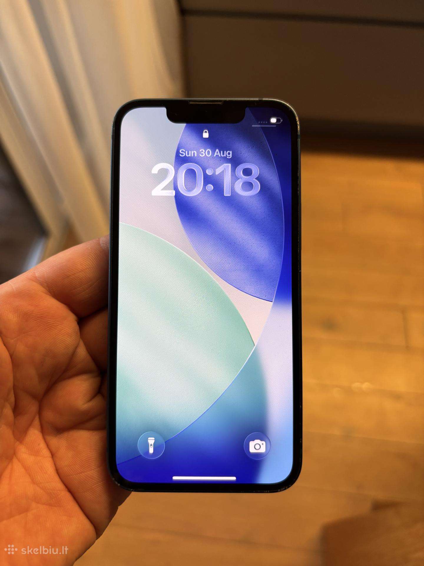 iPhone 13 mini