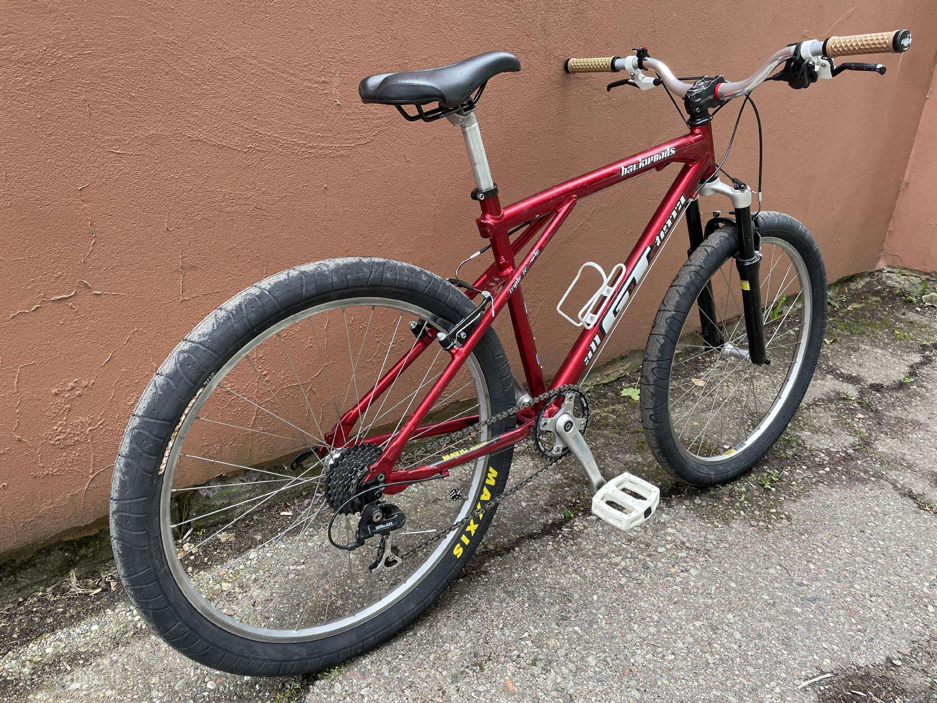 Custom retro MTB GT Backwoods dviratis