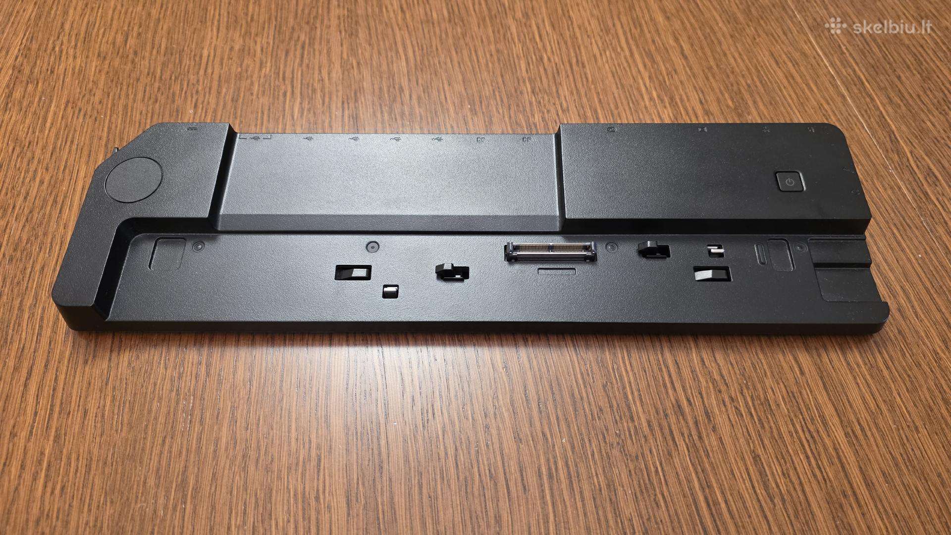 Fujitsu Npr46 docking station - 15 €