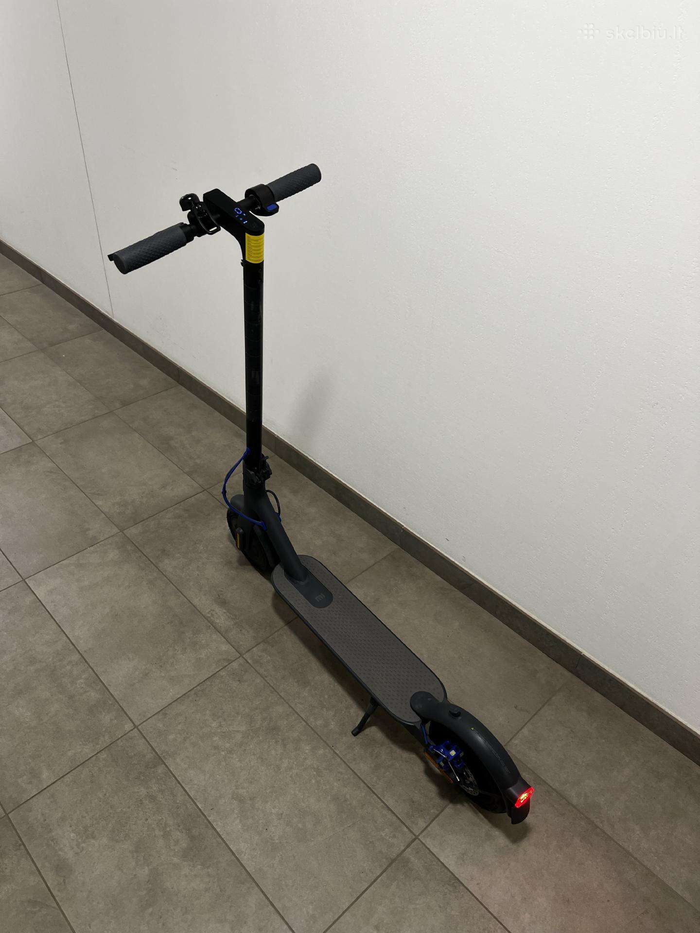 Mi Electric Scooter 3