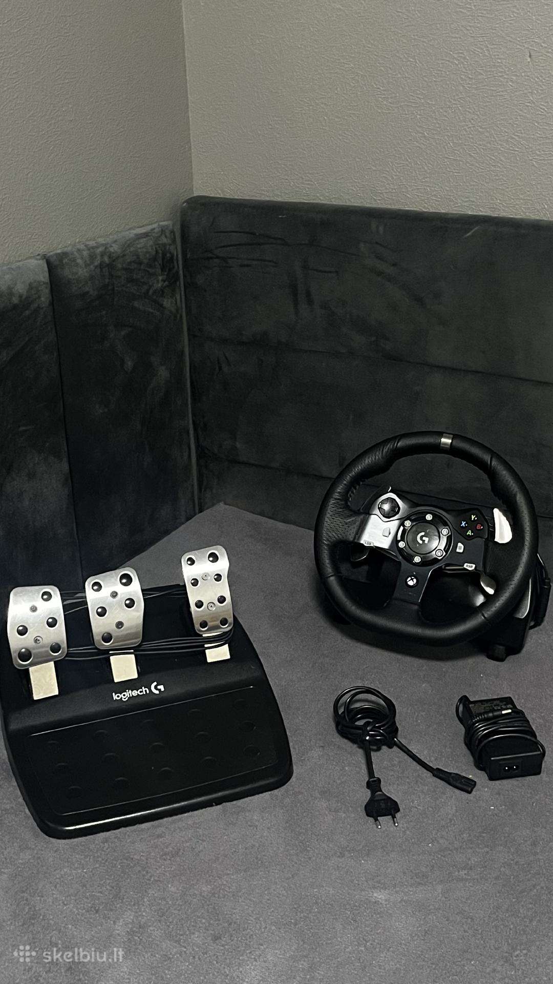 Parduodu mažai naudotą Logitech vairą su pedalais
