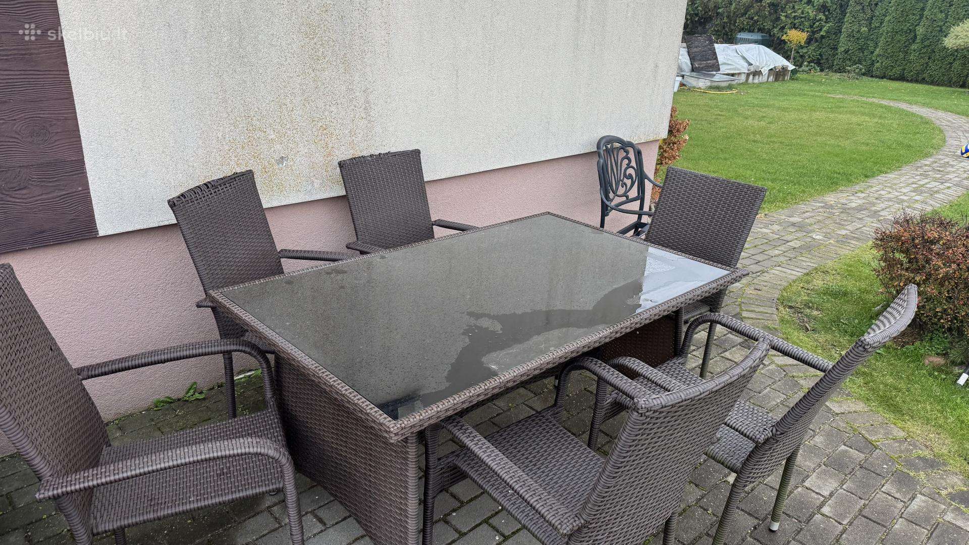 Lauko baldu komplektas