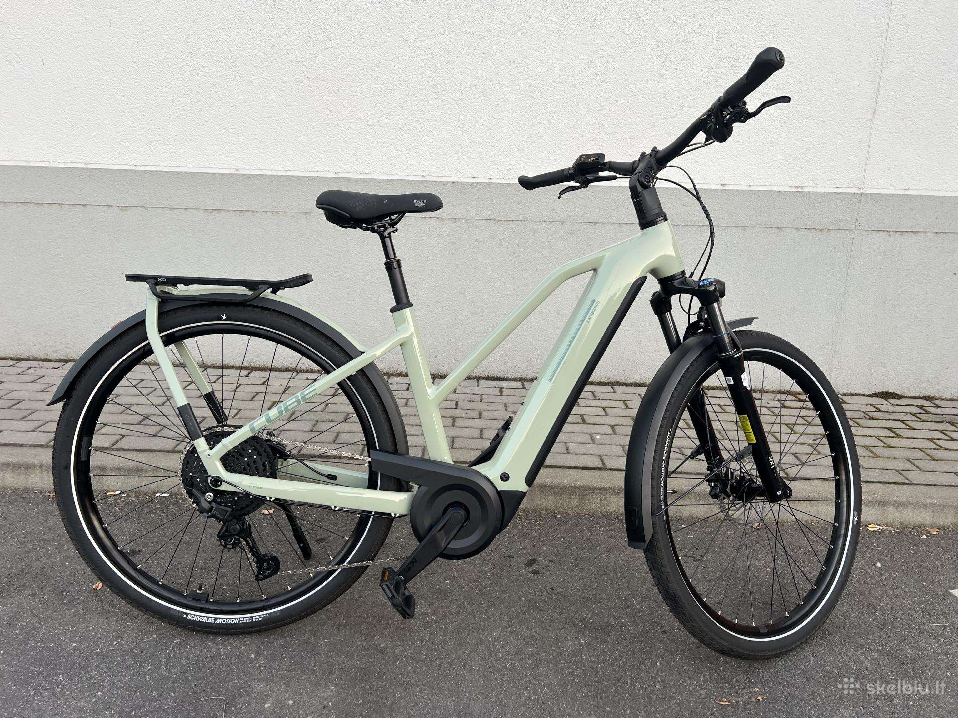 Cube Kathmandu Hybrid One 800 28 dydis M